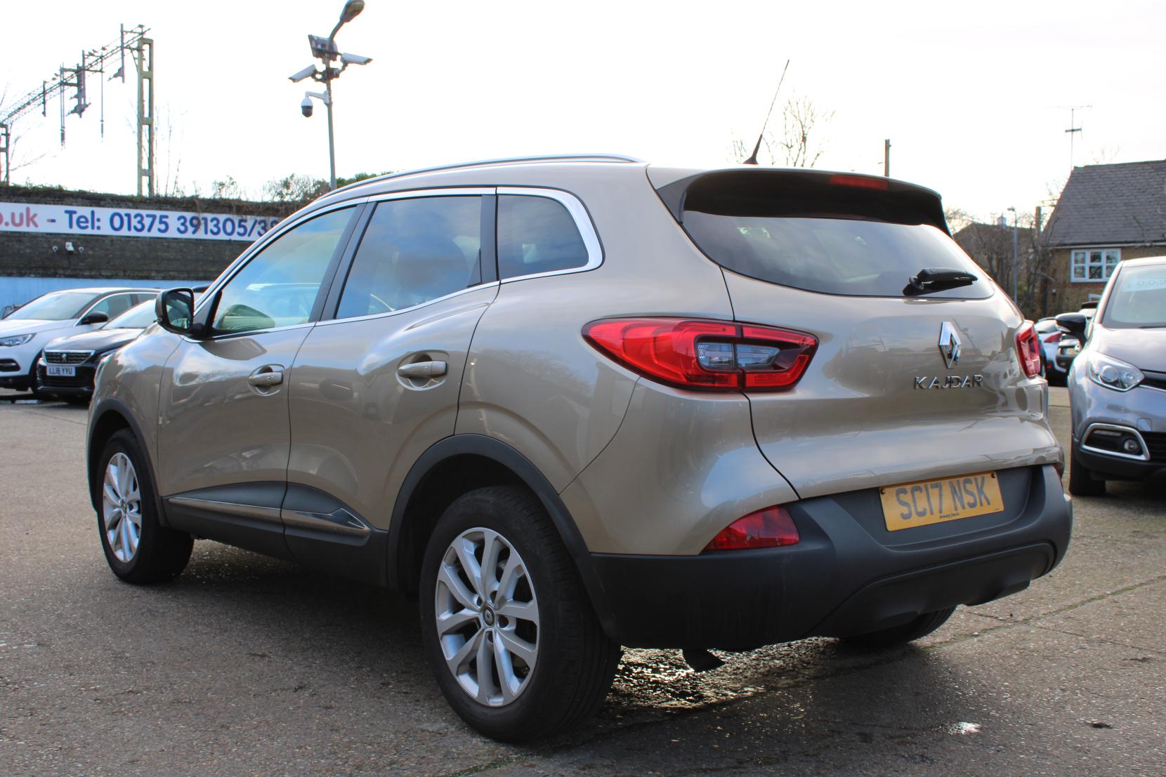 Renault Kadjar 1.2 TCe Dynamique Nav SUV 5dr Petrol Manual Euro 6 (s/s) (130 ps)
