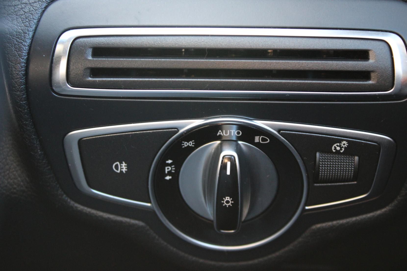 Mercedes-Benz C Class 2.1 C250d Sport (Premium Plus) Estate 5dr Diesel G-Tronic+ Euro 6 (s/s) (204 ps)