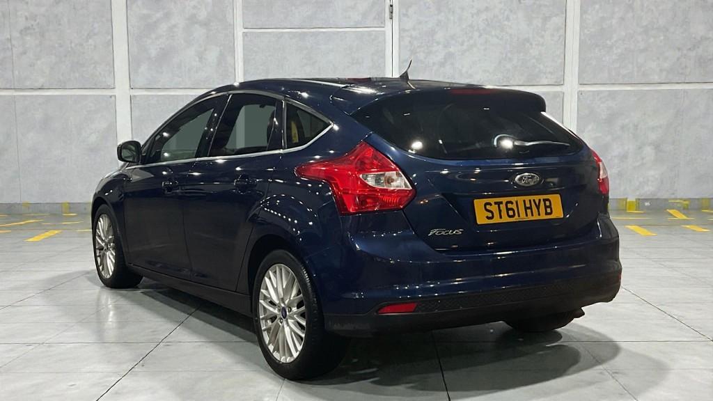 Ford Focus 1.6 Zetec Hatchback 5dr Petrol Manual Euro 5 (125 ps)