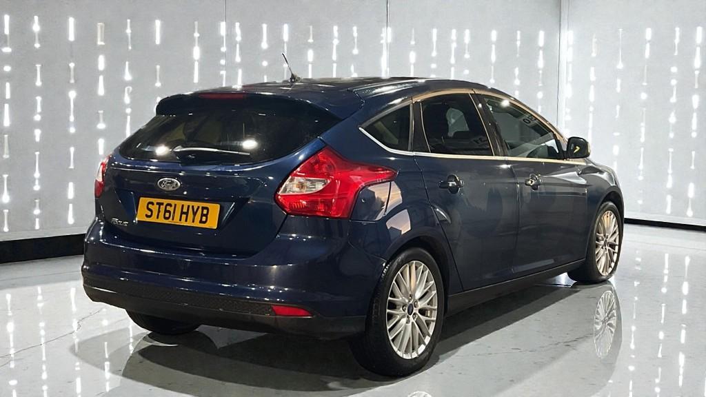 Ford Focus 1.6 Zetec Hatchback 5dr Petrol Manual Euro 5 (125 ps)