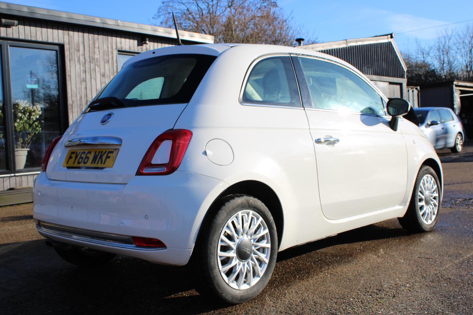 Fiat 500 1.2 Lounge Hatchback 3dr Petrol Manual Euro 6 (s/s) (69 bhp)