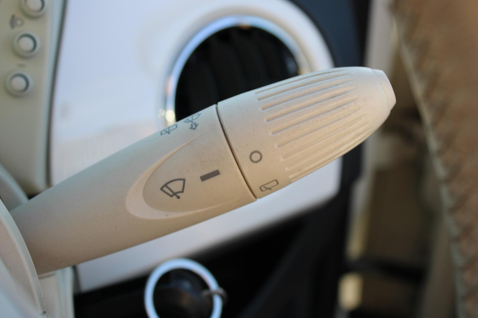 Fiat 500 1.2 Lounge Hatchback 3dr Petrol Manual Euro 6 (s/s) (69 bhp)