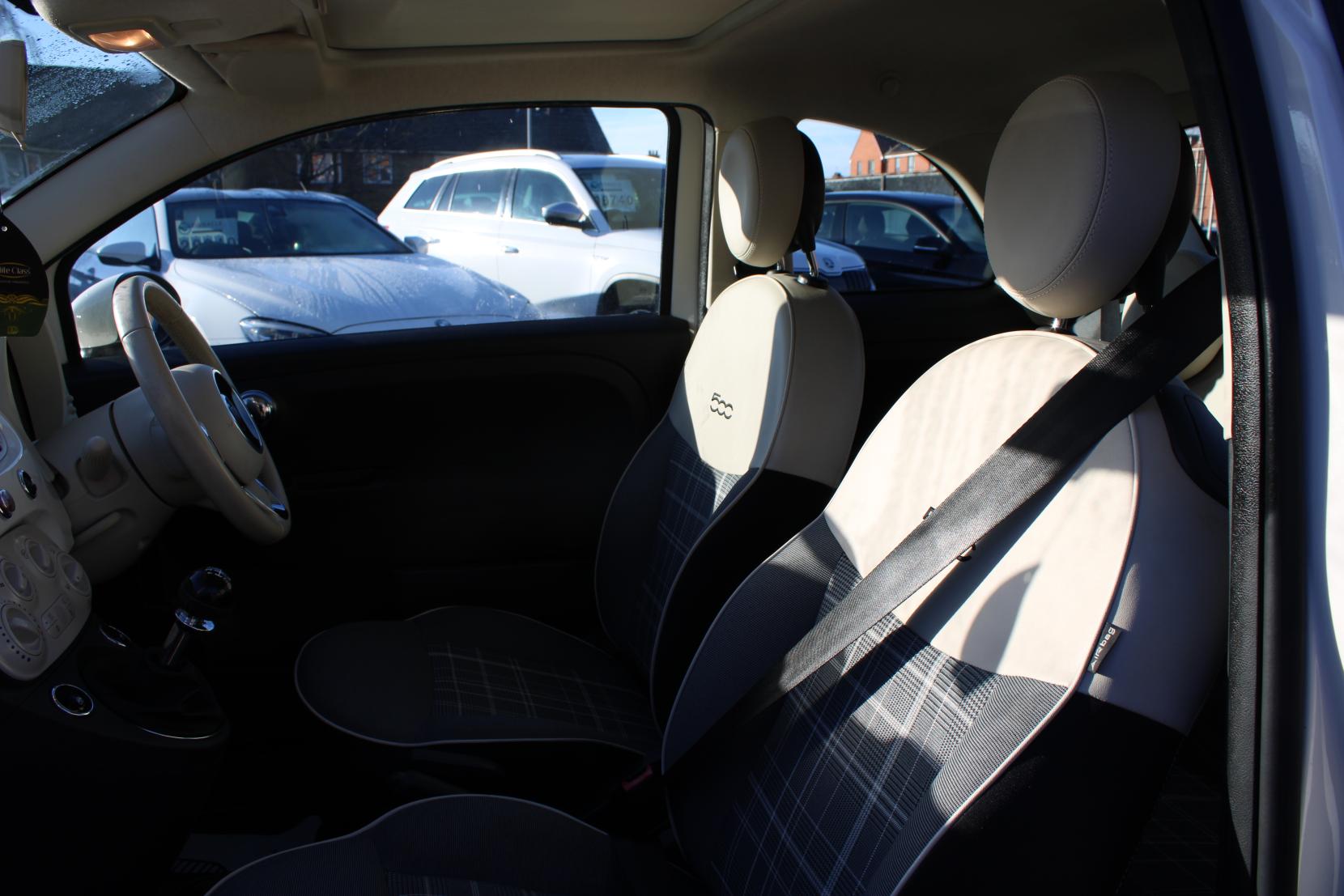 Fiat 500 1.2 Lounge Hatchback 3dr Petrol Manual Euro 6 (s/s) (69 bhp)