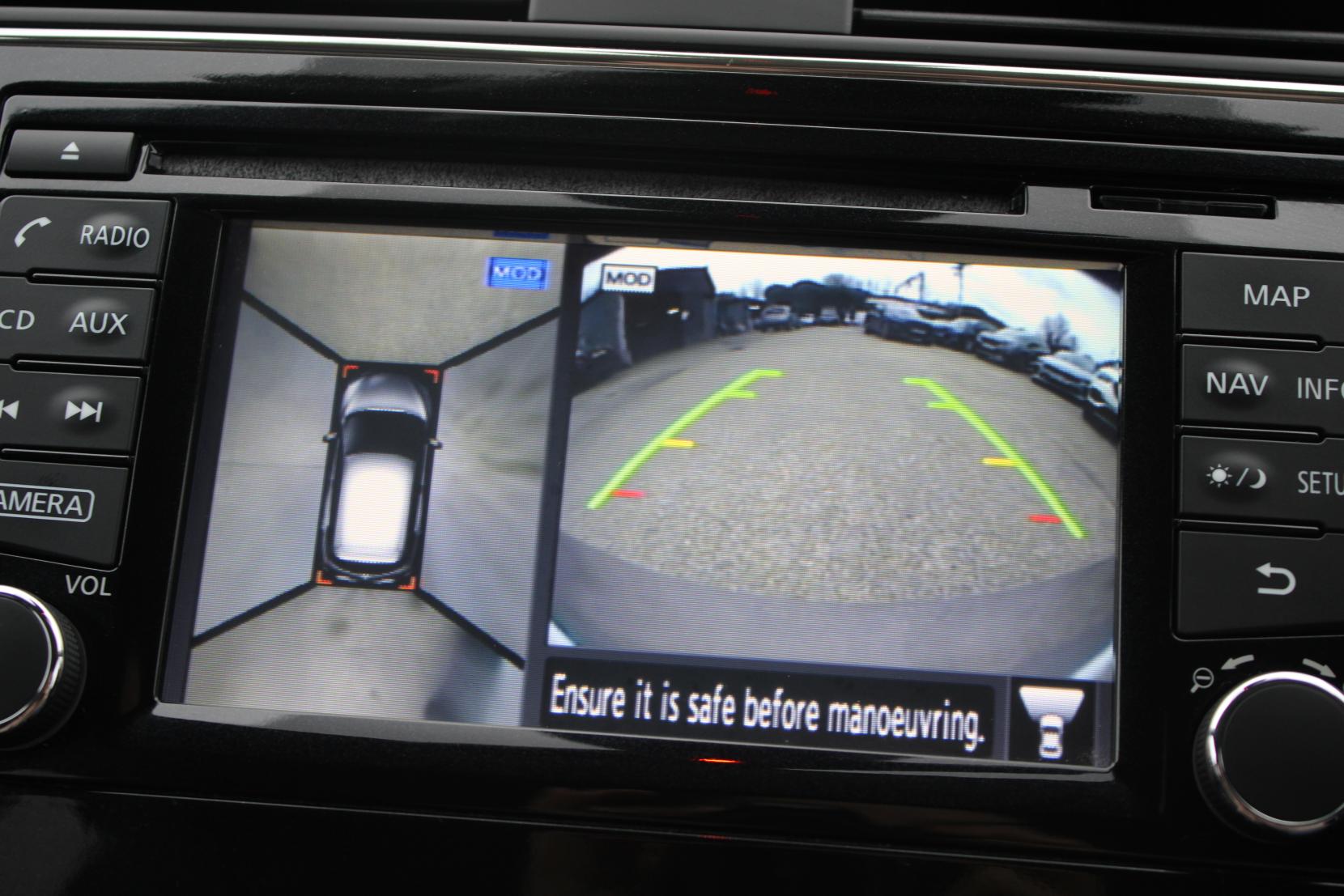 Nissan Pulsar 1.2 DIG-T Tekna Hatchback 5dr Petrol XTRON Euro 5 (s/s) Euro 5 (115 ps)