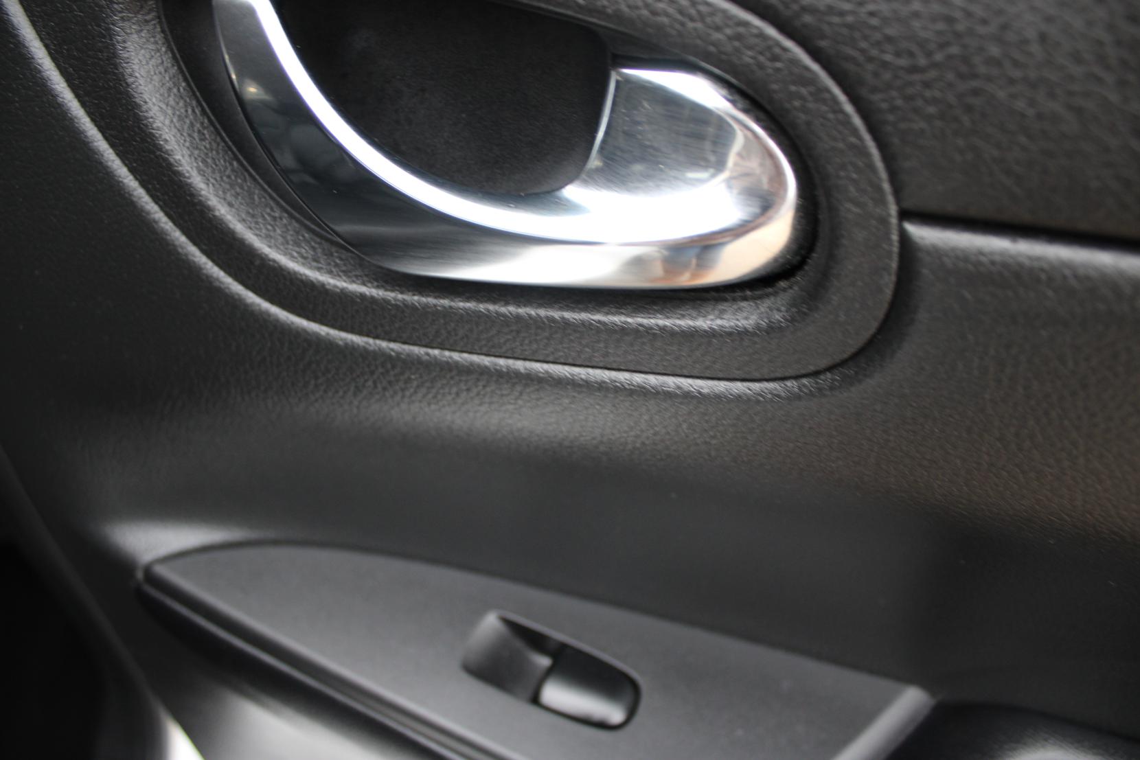 Nissan Pulsar 1.2 DIG-T Tekna Hatchback 5dr Petrol XTRON Euro 5 (s/s) Euro 5 (115 ps)