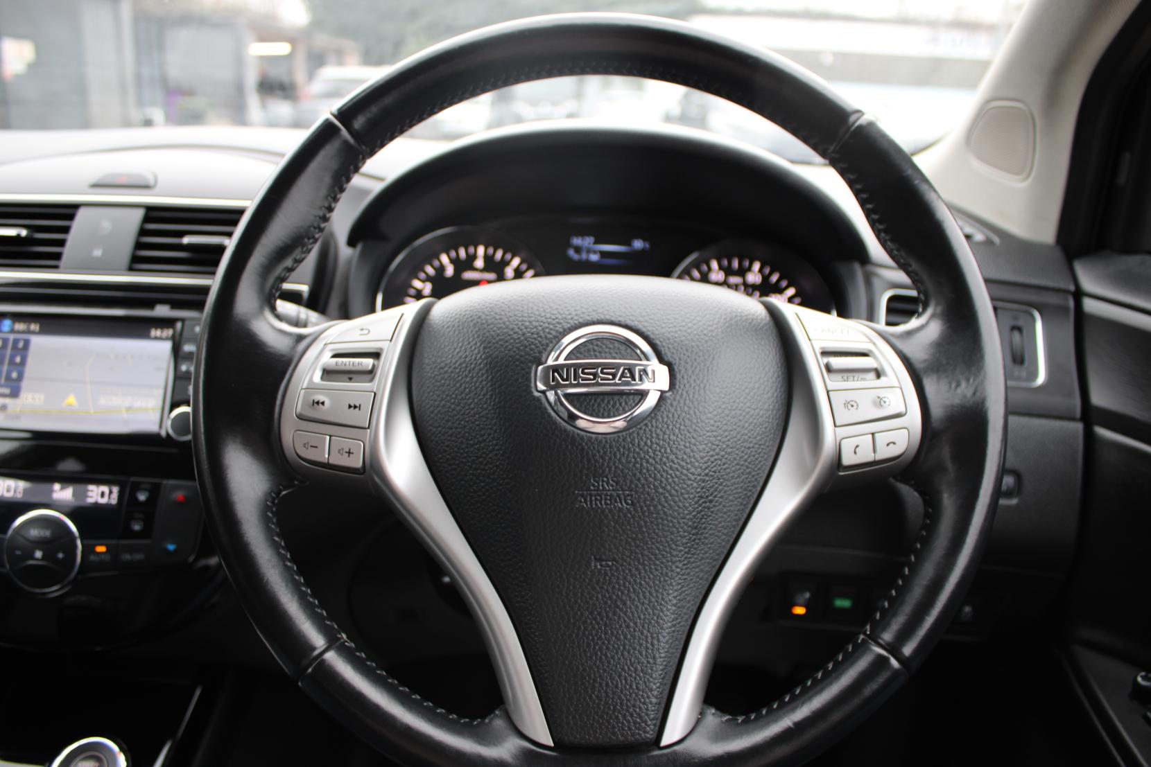 Nissan Pulsar 1.2 DIG-T Tekna Hatchback 5dr Petrol XTRON Euro 5 (s/s) Euro 5 (115 ps)