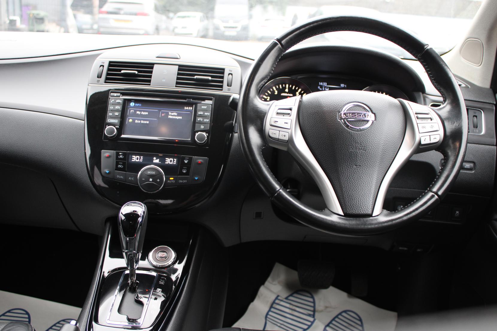 Nissan Pulsar 1.2 DIG-T Tekna Hatchback 5dr Petrol XTRON Euro 5 (s/s) Euro 5 (115 ps)