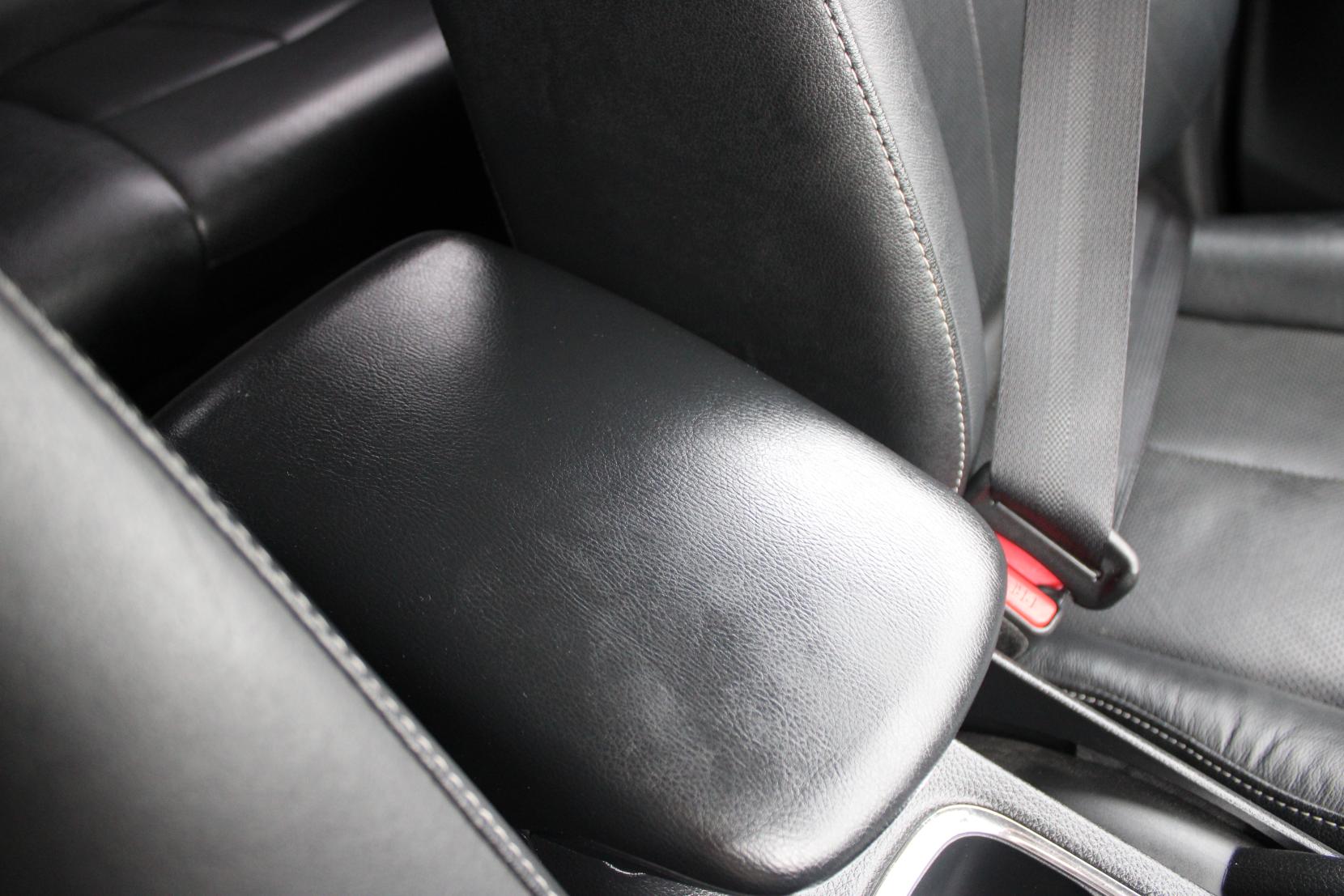 Nissan Pulsar 1.2 DIG-T Tekna Hatchback 5dr Petrol XTRON Euro 5 (s/s) Euro 5 (115 ps)