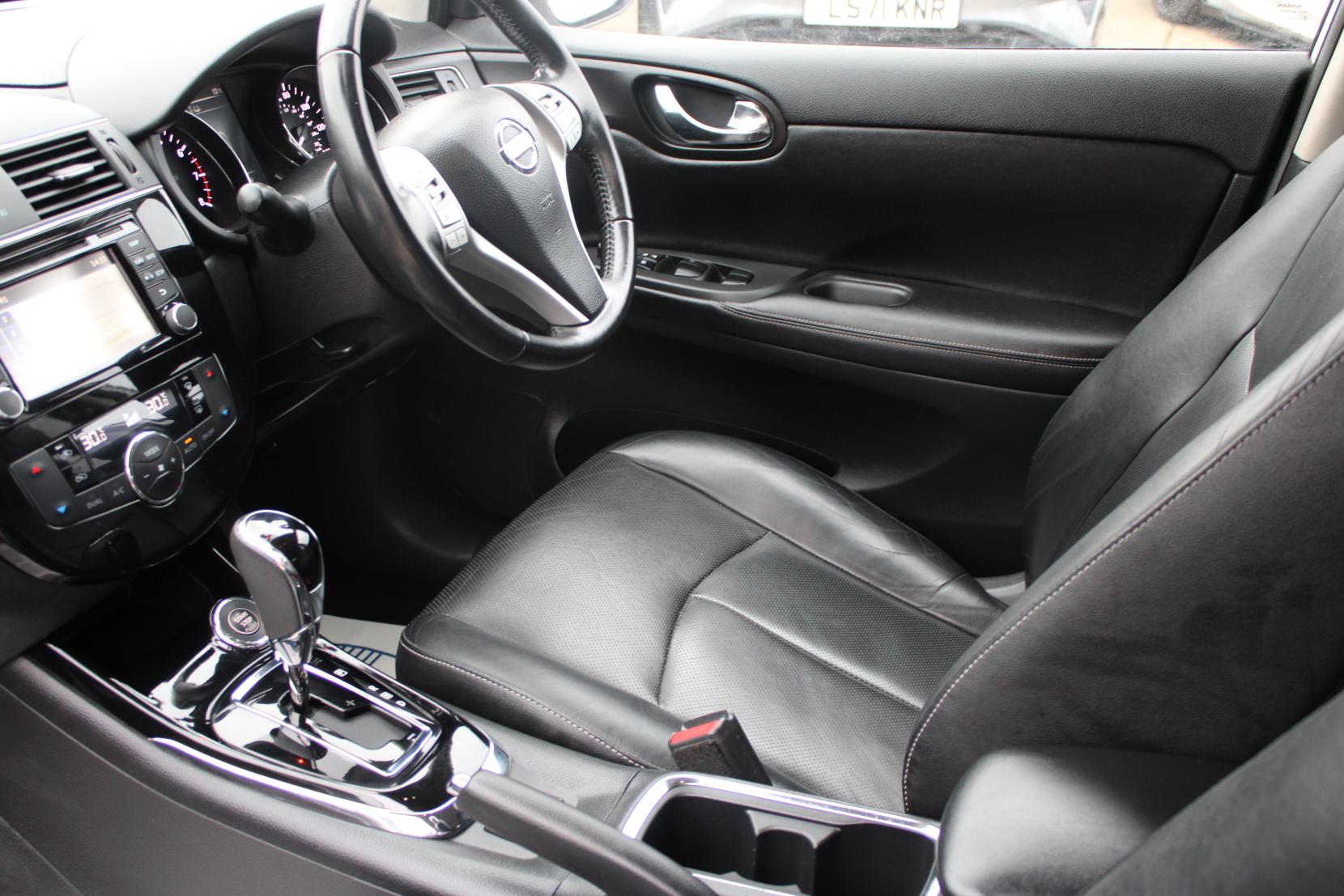 Nissan Pulsar 1.2 DIG-T Tekna Hatchback 5dr Petrol XTRON Euro 5 (s/s) Euro 5 (115 ps)