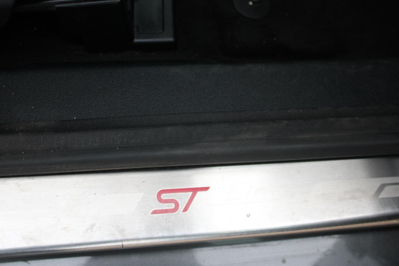 Ford EcoSport 1.0T EcoBoost ST-Line SUV 5dr Petrol Manual Euro 6 (s/s) (140 ps)