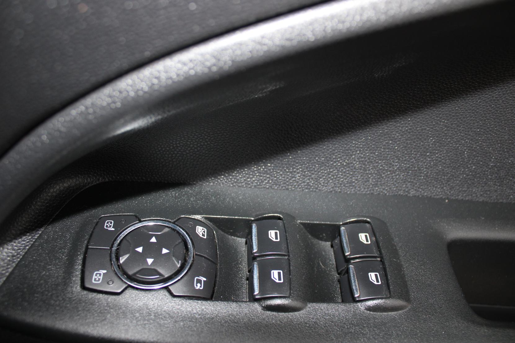 Ford EcoSport 1.0T EcoBoost ST-Line SUV 5dr Petrol Manual Euro 6 (s/s) (140 ps)