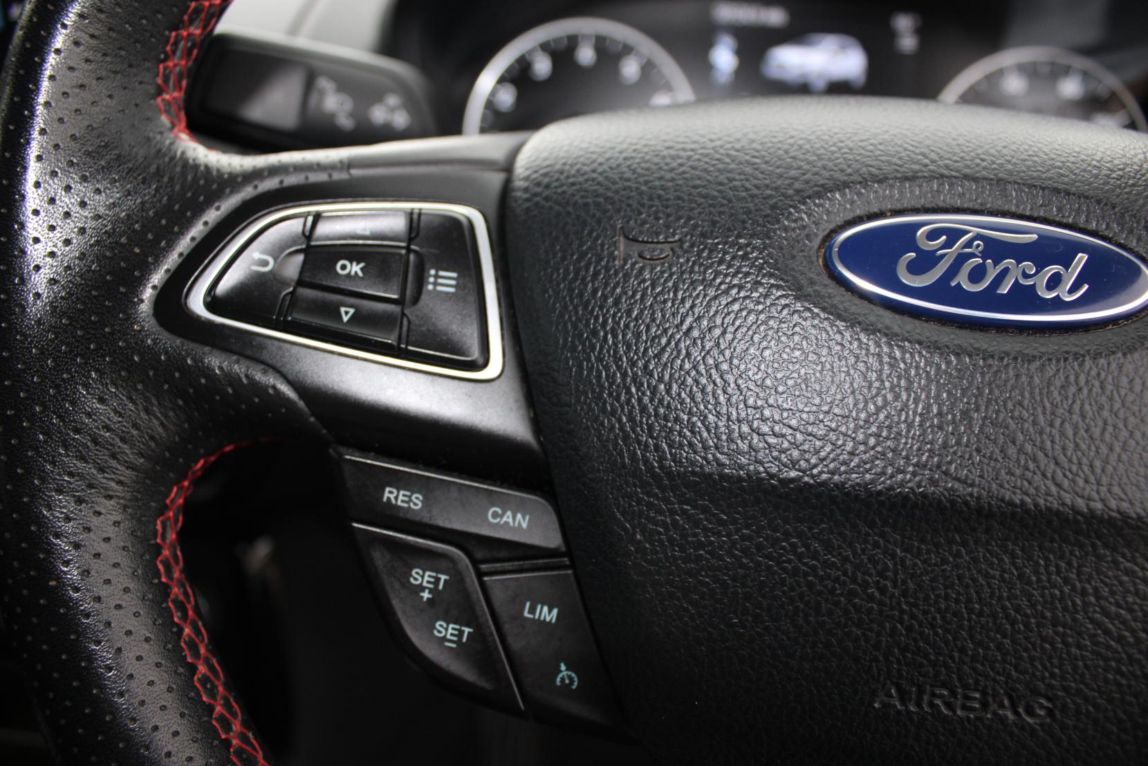 Ford EcoSport 1.0T EcoBoost ST-Line SUV 5dr Petrol Manual Euro 6 (s/s) (140 ps)