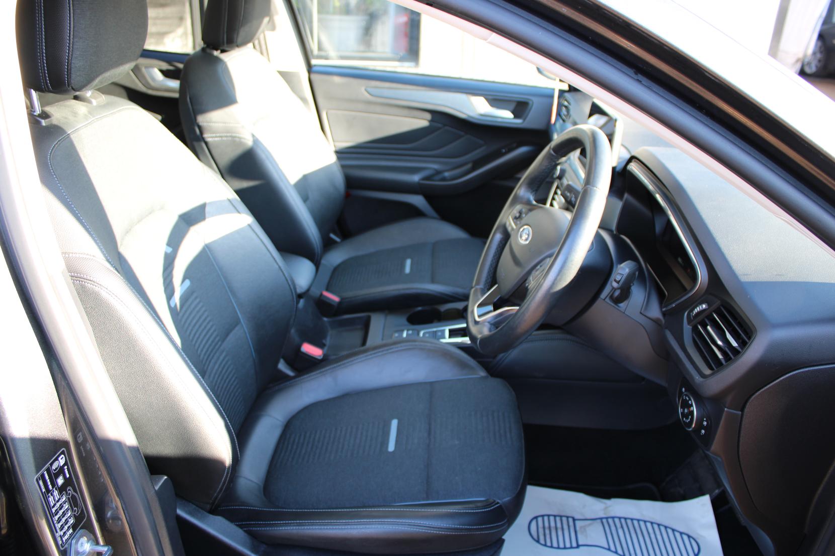 Ford Focus 1.0T EcoBoost Active X Hatchback 5dr Petrol Auto Euro 6 (s/s) (125 ps)