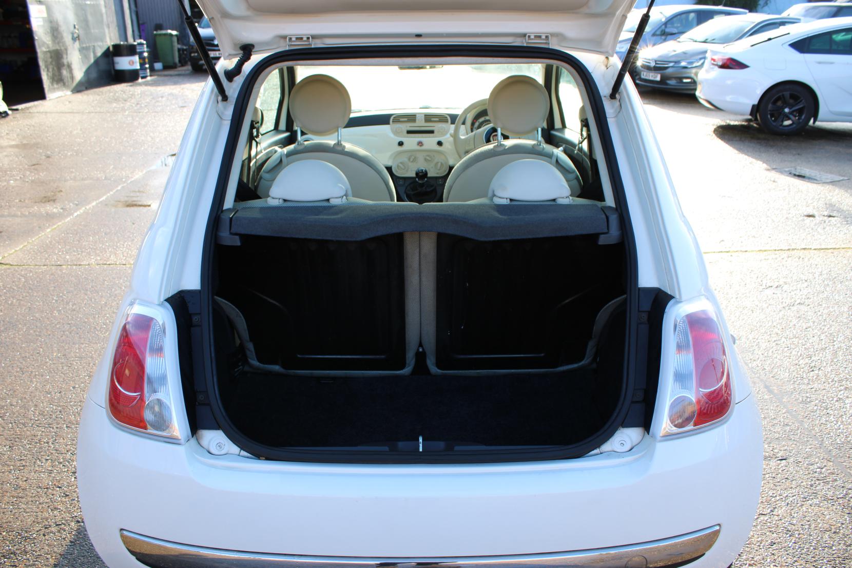 Fiat 500 1.2 Lounge Hatchback 3dr Petrol Manual Euro 5 (s/s) (69 bhp)