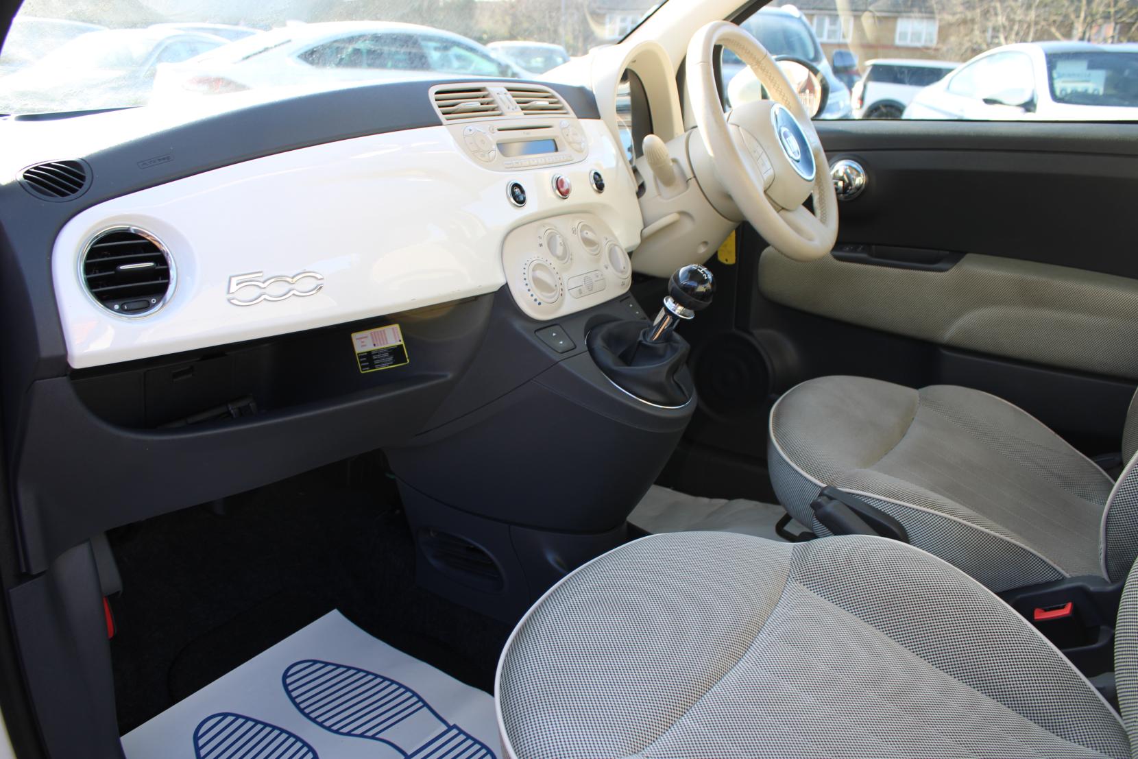 Fiat 500 1.2 Lounge Hatchback 3dr Petrol Manual Euro 5 (s/s) (69 bhp)