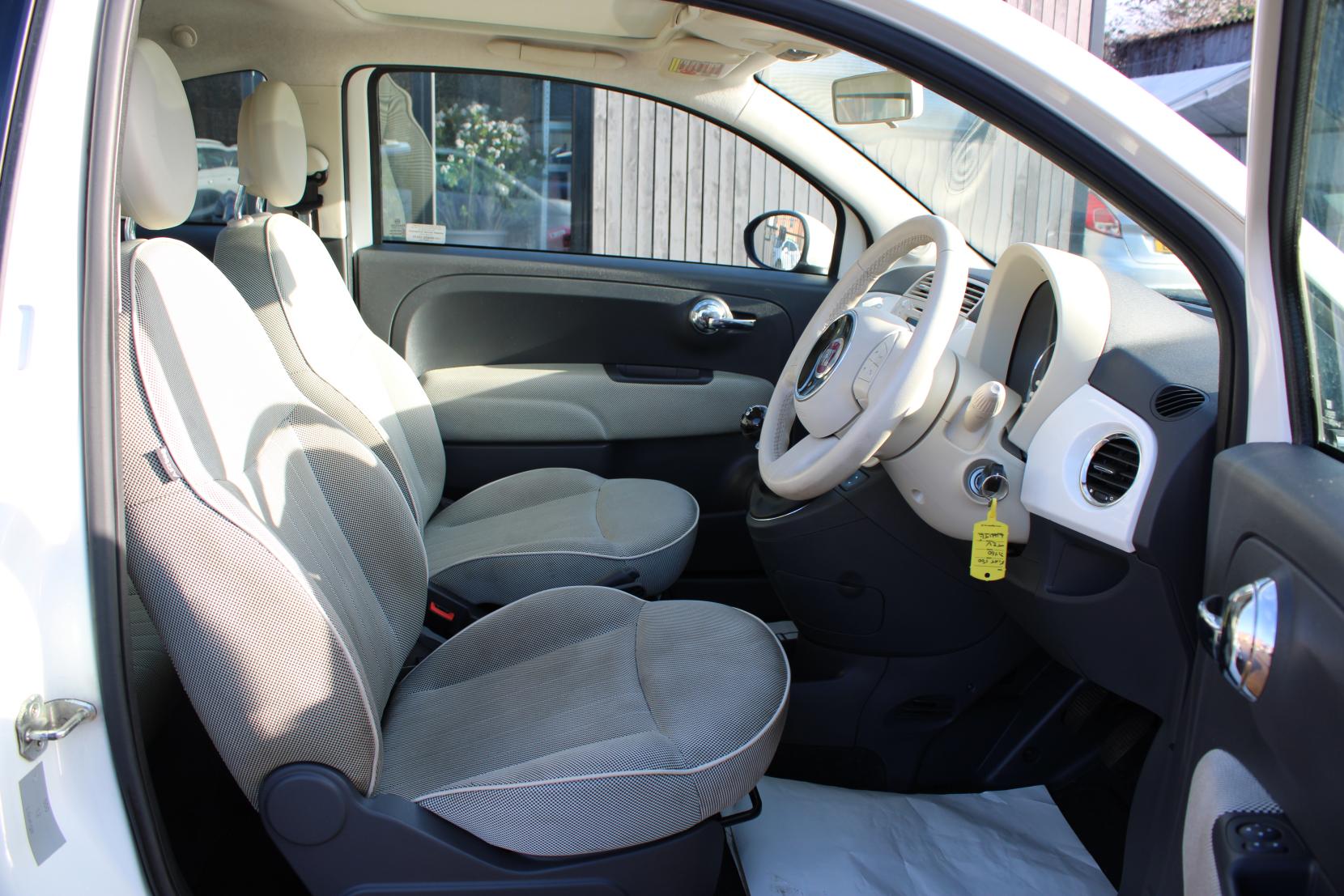 Fiat 500 1.2 Lounge Hatchback 3dr Petrol Manual Euro 5 (s/s) (69 bhp)