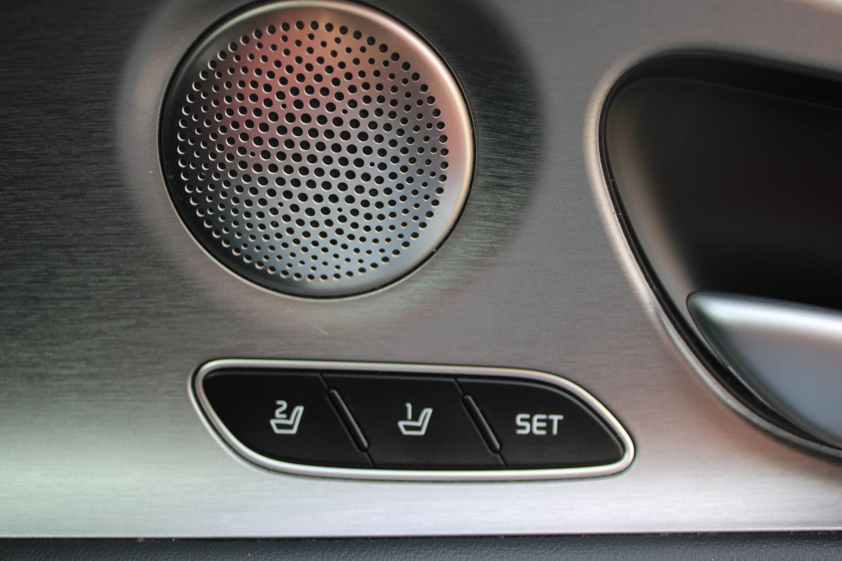 Kia Stinger 3.3 T-GDi V6 GPF GT S Gran Turismo 5dr Petrol Auto Euro 6 (s/s) (365 bhp)