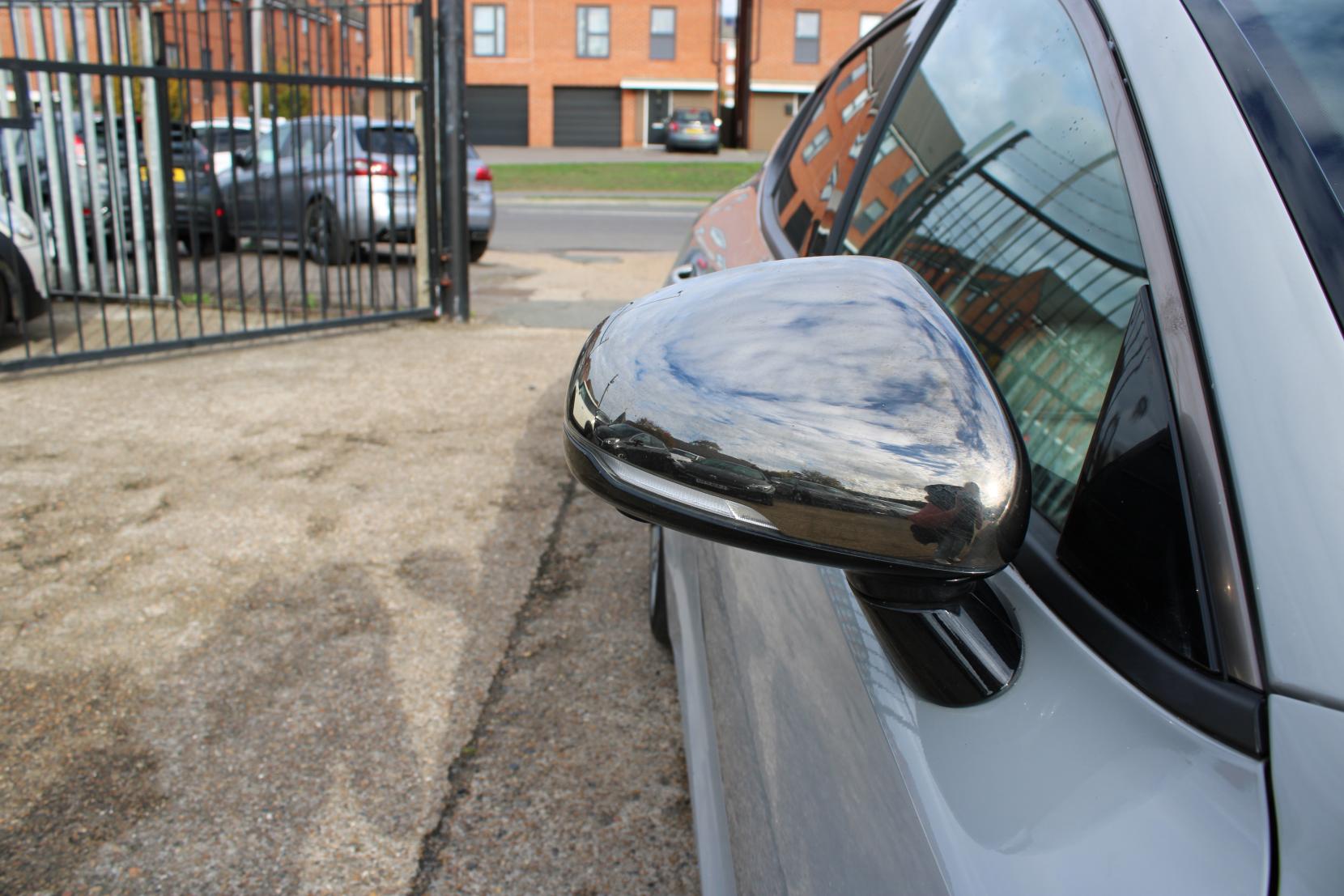 Kia Stinger 3.3 T-GDi V6 GPF GT S Gran Turismo 5dr Petrol Auto Euro 6 (s/s) (365 bhp)