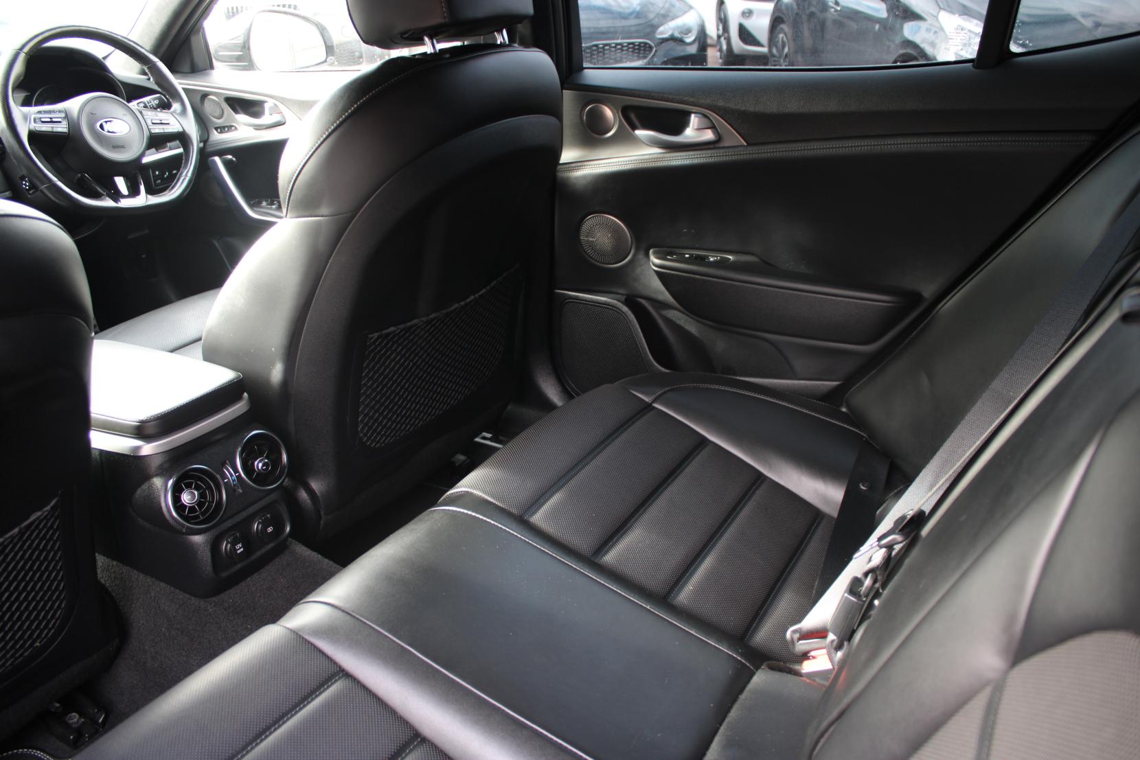 Kia Stinger 3.3 T-GDi V6 GPF GT S Gran Turismo 5dr Petrol Auto Euro 6 (s/s) (365 bhp)