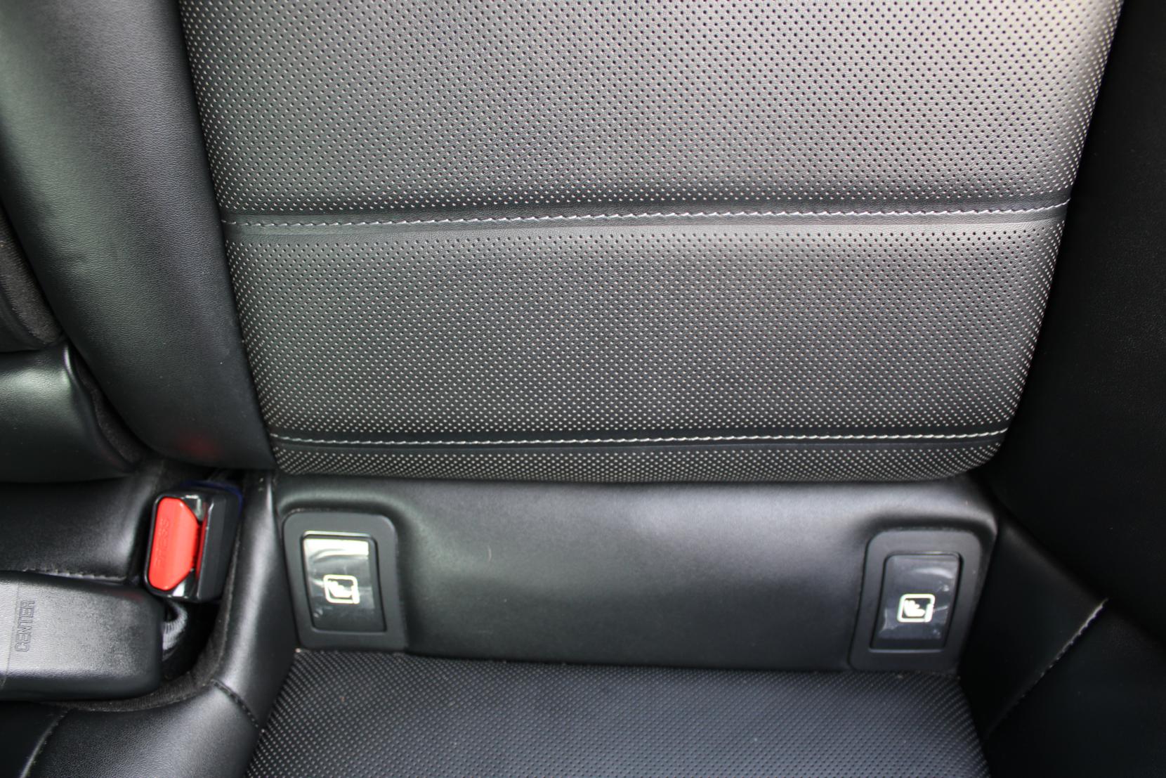 Kia Stinger 3.3 T-GDi V6 GPF GT S Gran Turismo 5dr Petrol Auto Euro 6 (s/s) (365 bhp)