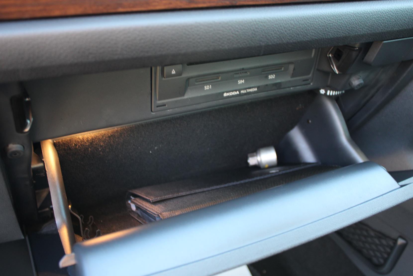 Skoda Kodiaq 2.0 TSI Scout SUV 5dr Petrol DSG 4WD Euro 6 (s/s) (7 Seat) (180 ps)