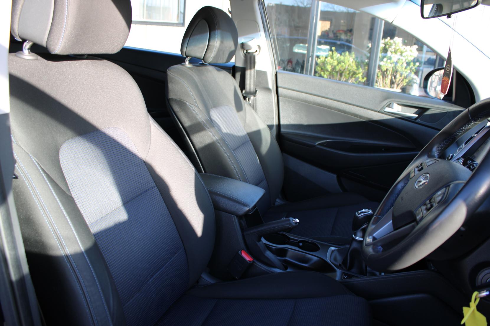 Hyundai TUCSON 1.6 GDi Blue Drive SE Nav SUV 5dr Petrol Manual Euro 6 (s/s) (132 ps)