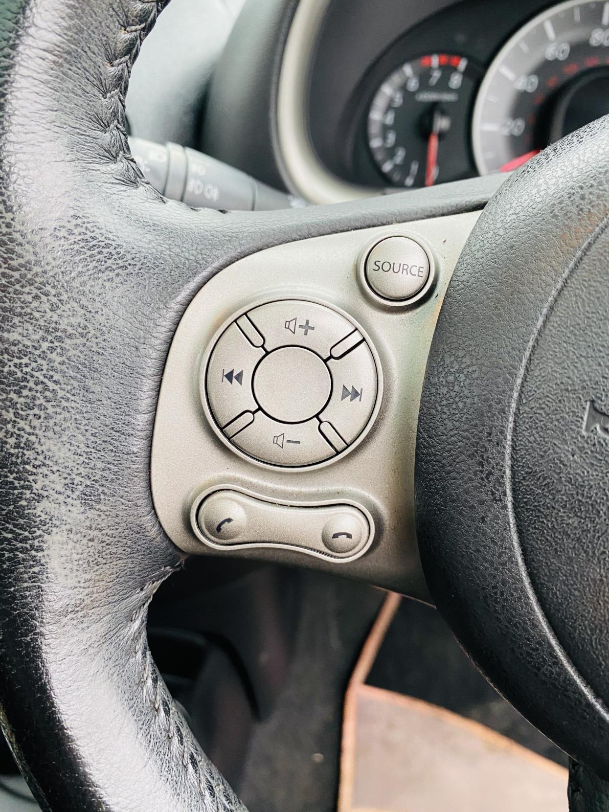 Nissan Micra 1.2 12V Tekna Hatchback 5dr Petrol Manual Euro 5 (80 ps)