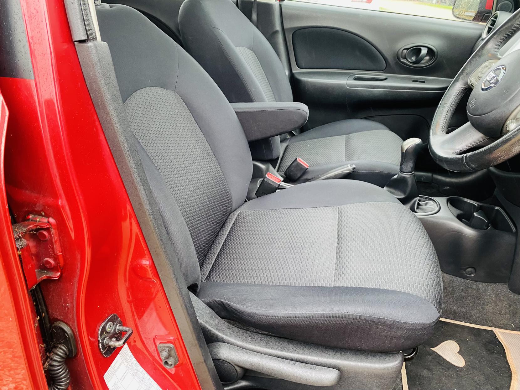 Nissan Micra 1.2 12V Tekna Hatchback 5dr Petrol Manual Euro 5 (80 ps)