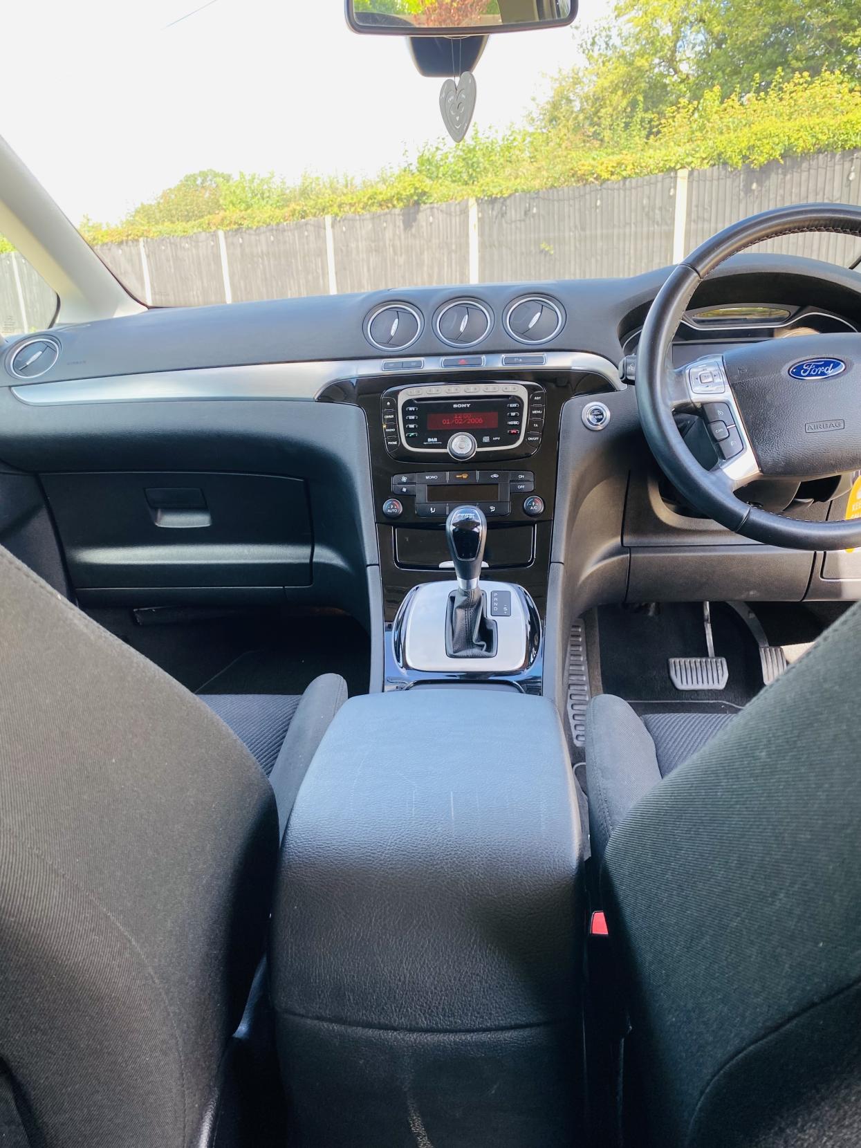 Ford S-Max 2.0 TDCi Titanium MPV 5dr Diesel Powershift Euro 5 (163 ps)