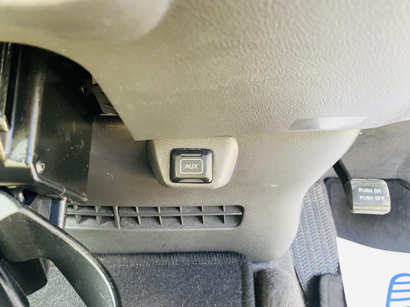 Honda FR-V 1.8 i-VTEC EX MPV 5dr Petrol Automatic (190 g/km, 138 bhp)