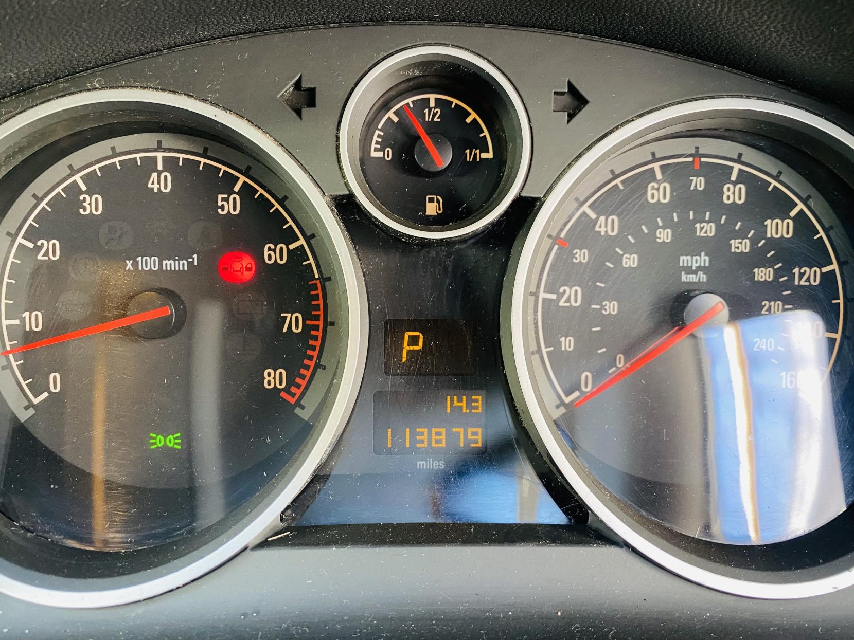 Vauxhall Zafira 2.2 16V Design MPV 5dr Petrol Auto Euro 4 (150 ps)