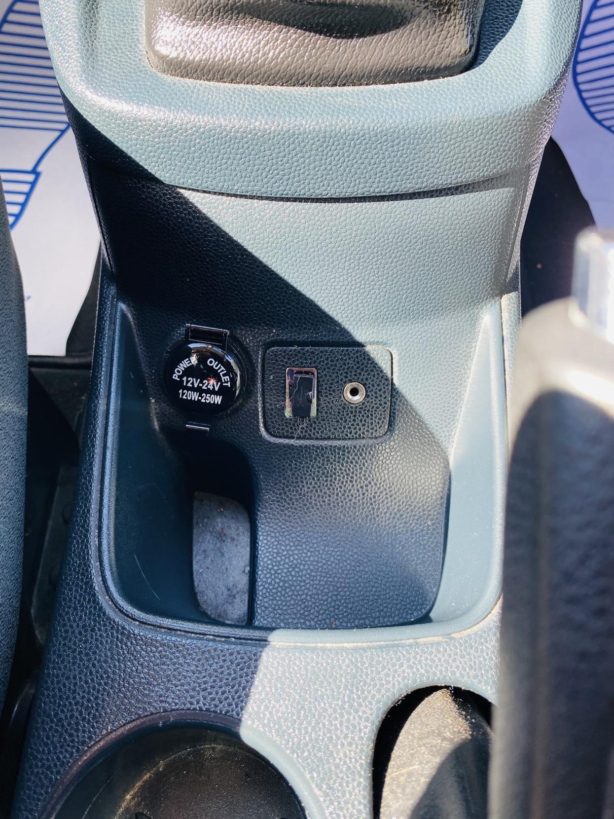 Ford Fiesta 1.4 Titanium Hatchback 3dr Petrol Manual (133 g/km, 94 bhp)