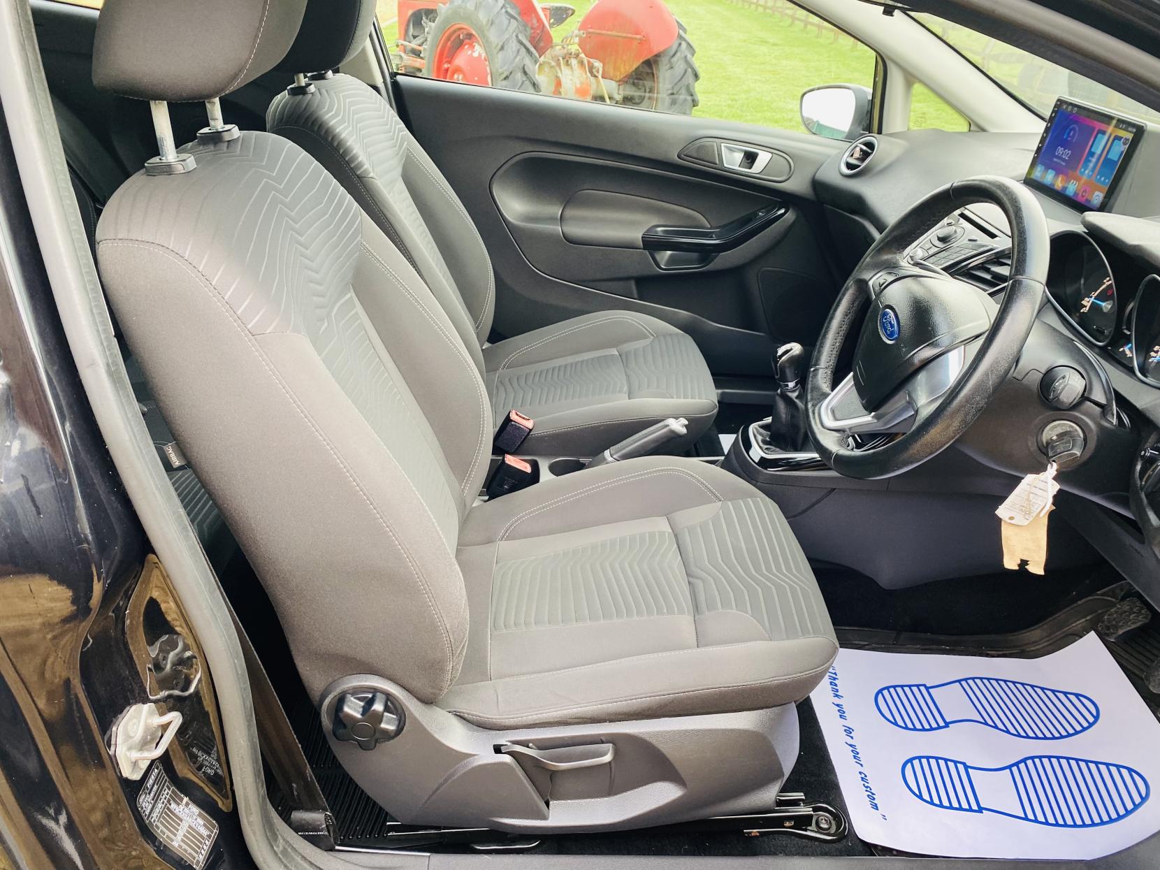 Ford Fiesta 1.25 Zetec Hatchback 3dr Petrol Manual Euro 5 (82 ps)