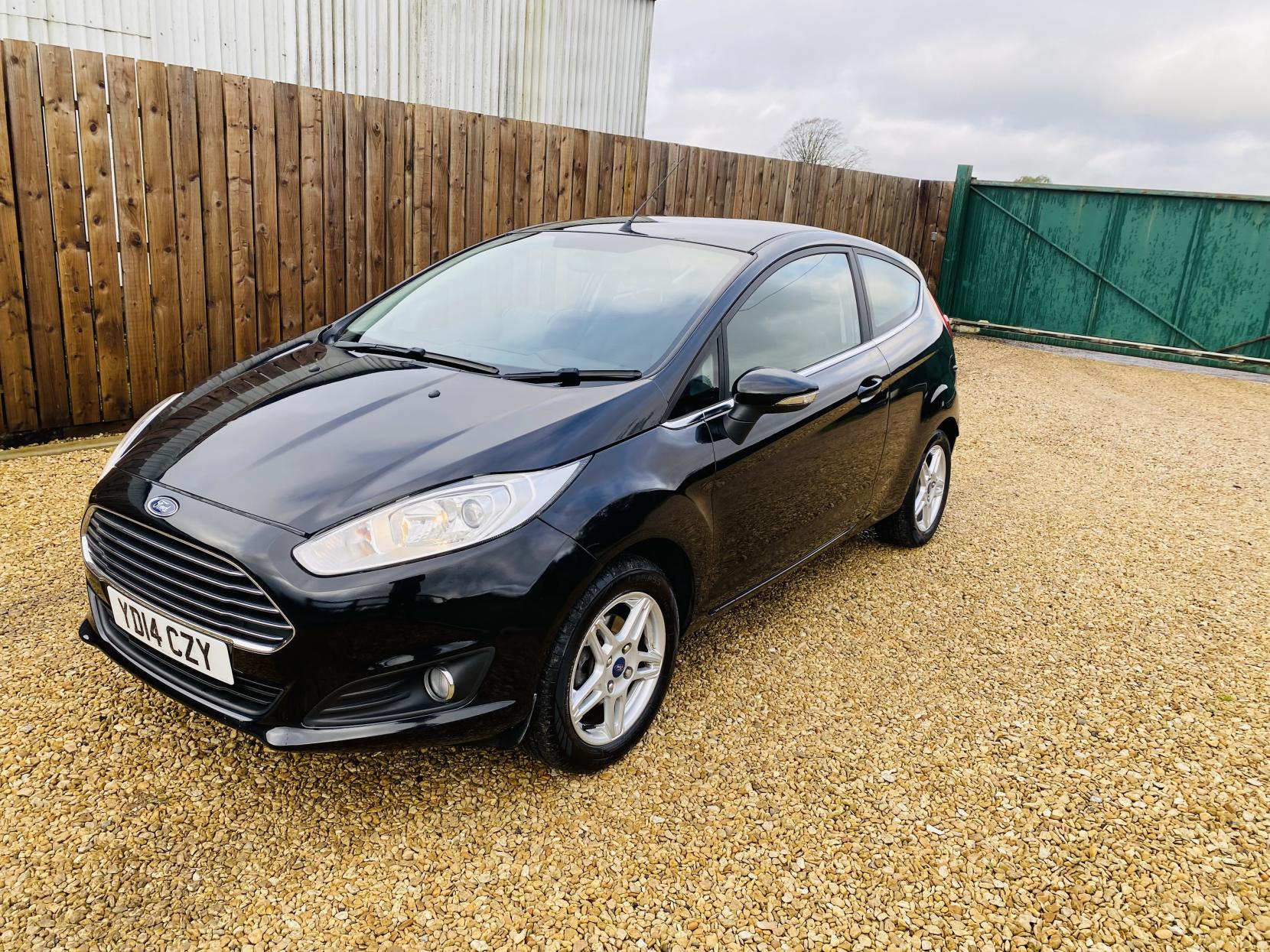 Ford Fiesta 1.25 Zetec Hatchback 3dr Petrol Manual Euro 5 (82 ps)