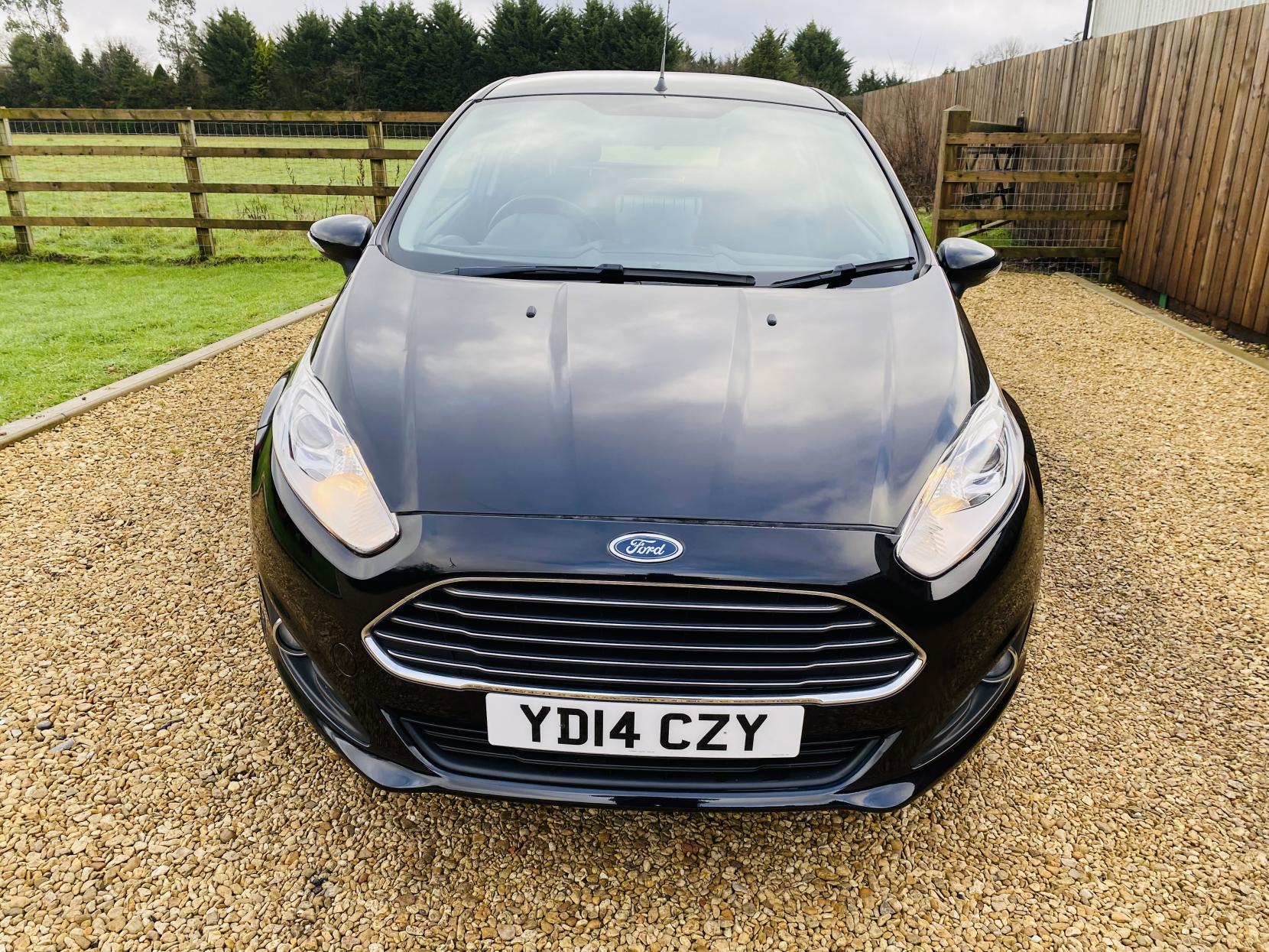 Ford Fiesta 1.25 Zetec Hatchback 3dr Petrol Manual Euro 5 (82 ps)