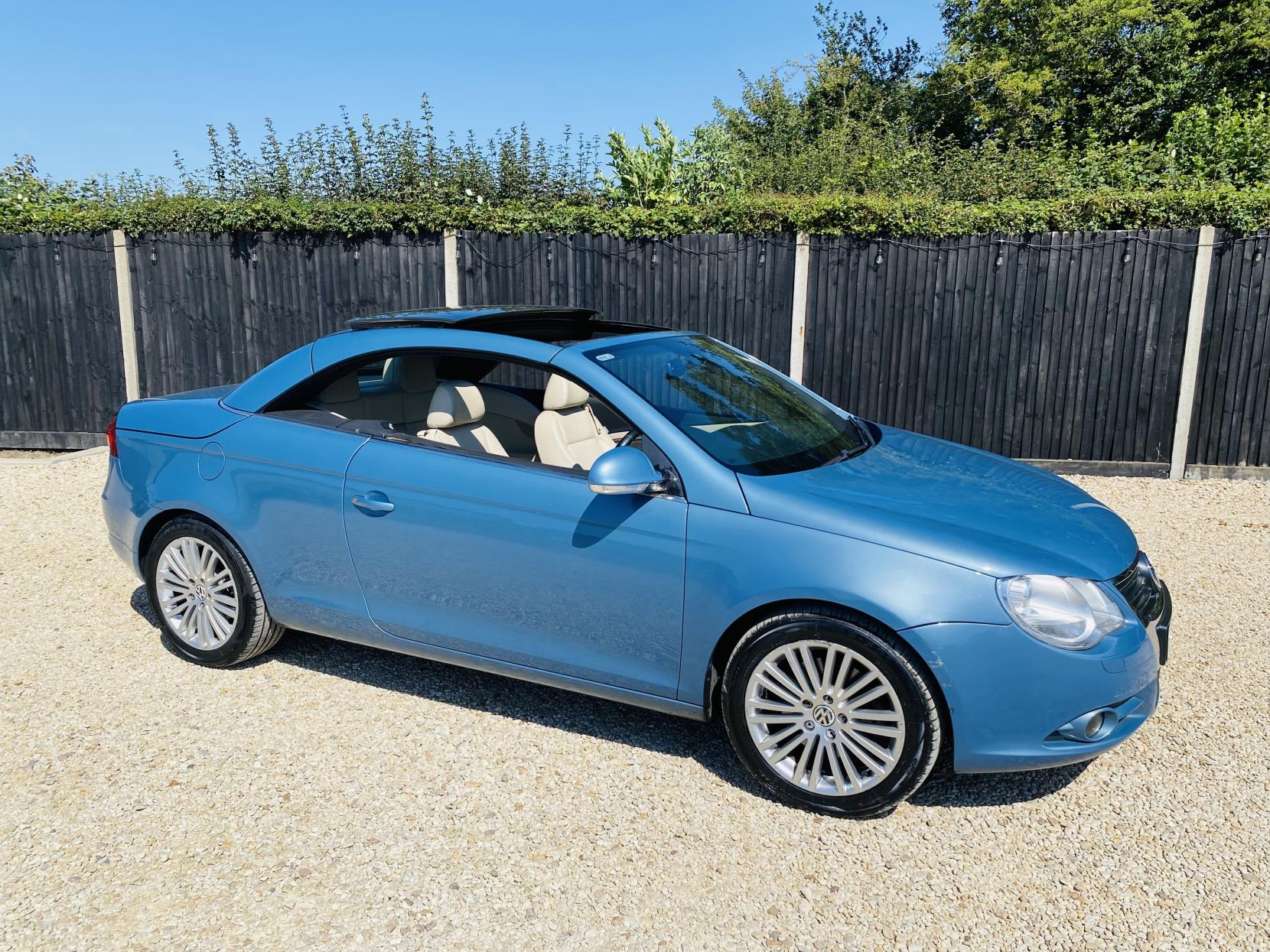 Volkswagen Eos 2.0 TFSI Sport Cabriolet 2dr Petrol DSG Euro 4 (200 ps)