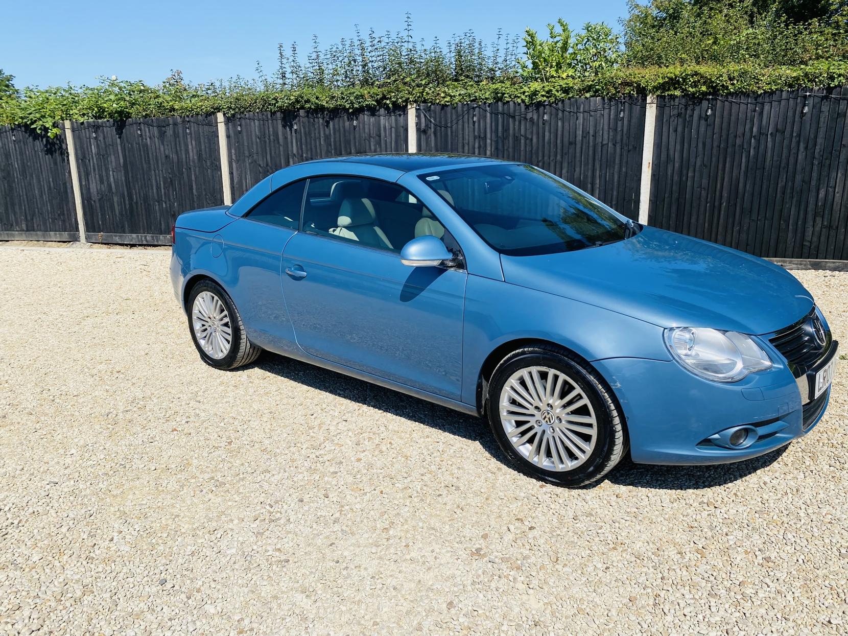 Volkswagen Eos 2.0 TFSI Sport Cabriolet 2dr Petrol DSG Euro 4 (200 ps)