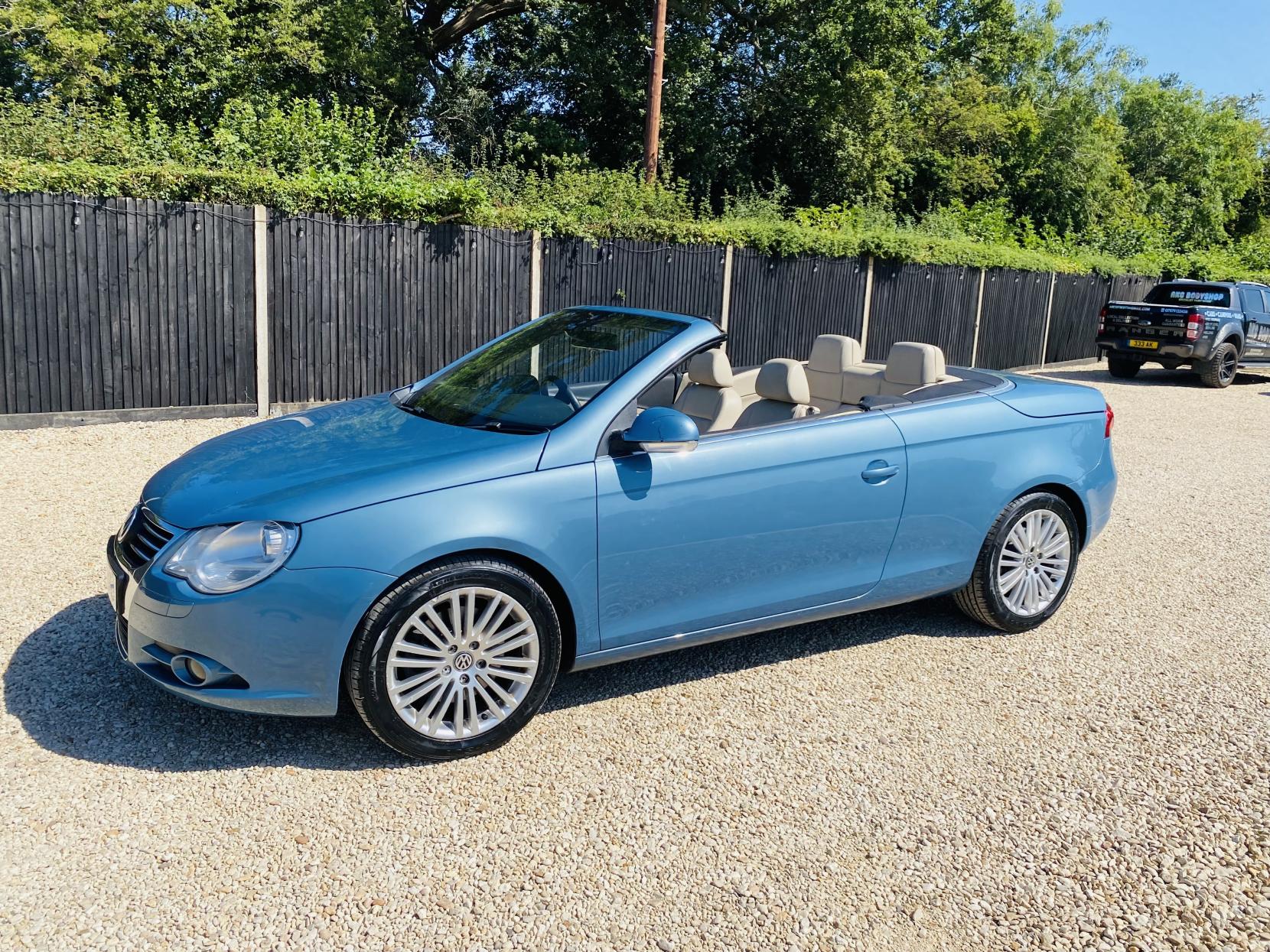 Volkswagen Eos 2.0 TFSI Sport Cabriolet 2dr Petrol DSG Euro 4 (200 ps)