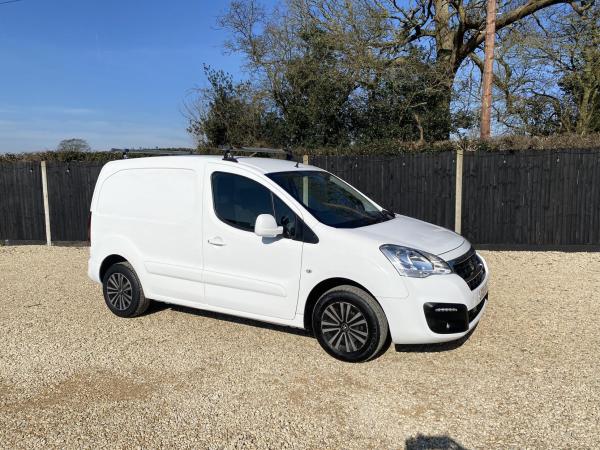 Peugeot Partner 1.6 BlueHDi 850 SE Panel Van 4dr Diesel Automatic L1 (s/s) (108 g/km, 100 bhp)