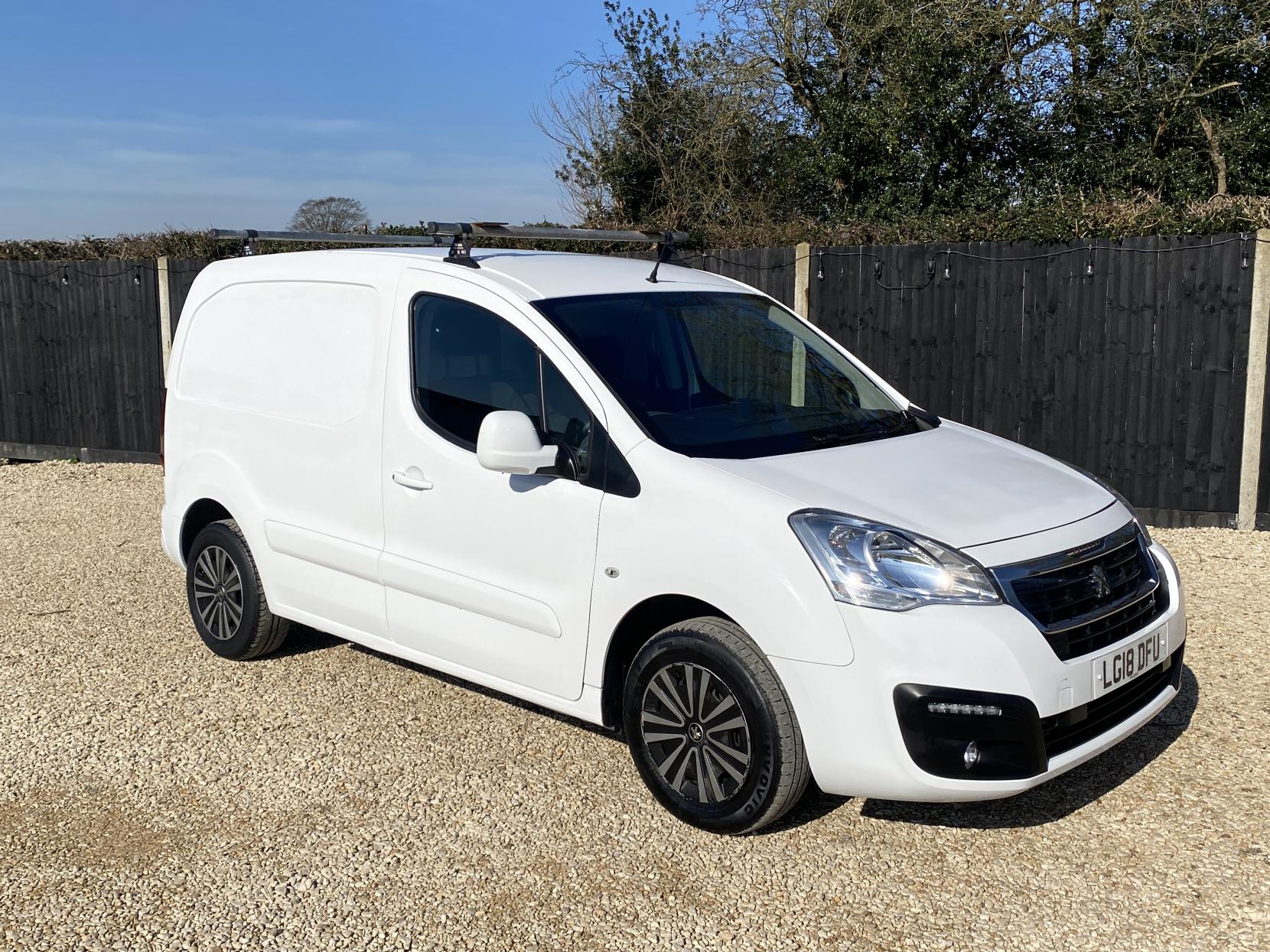 Peugeot Partner 1.6 BlueHDi 850 SE Panel Van 4dr Diesel Automatic L1 (s/s) (108 g/km, 100 bhp)