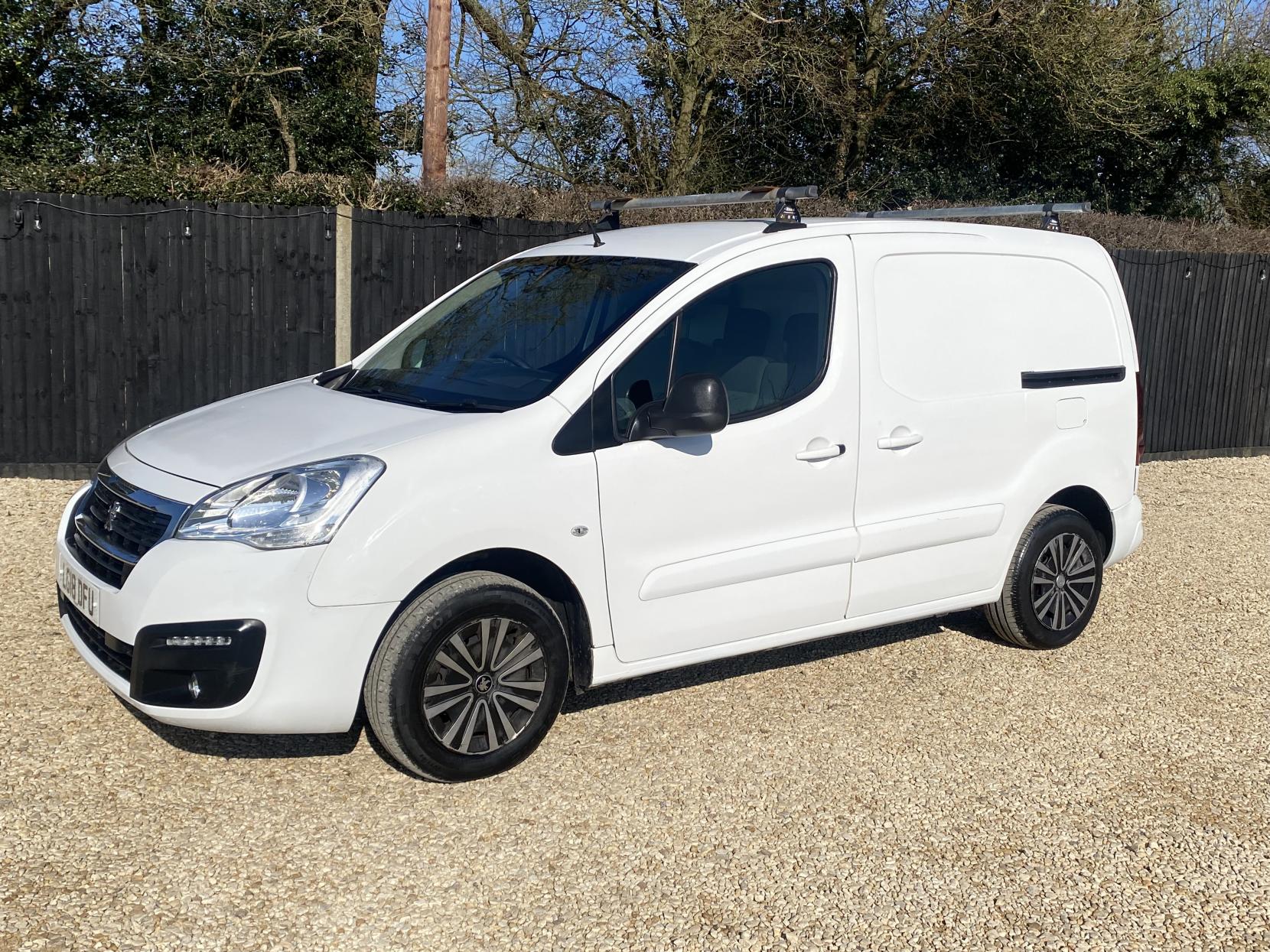 Peugeot Partner 1.6 BlueHDi 850 SE Panel Van 4dr Diesel Automatic L1 (s/s) (108 g/km, 100 bhp)