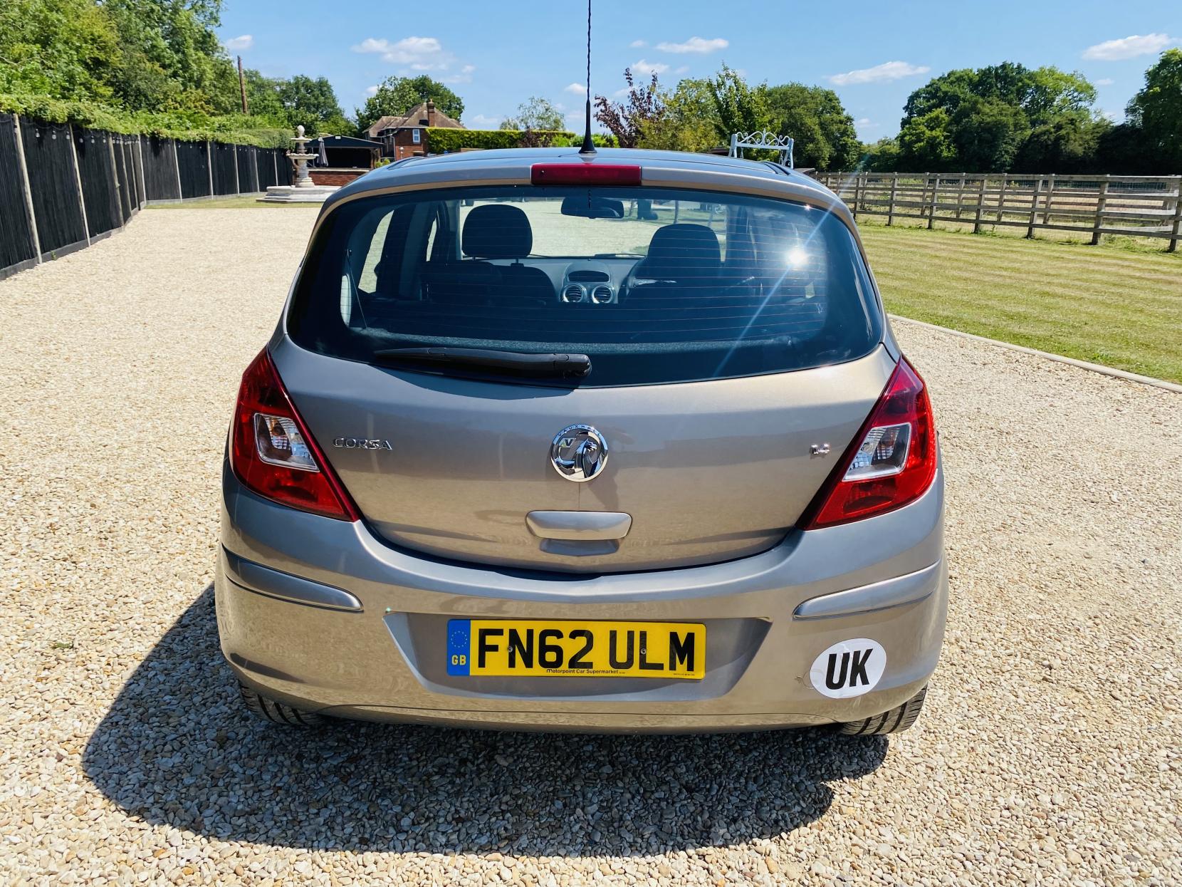 Vauxhall Corsa 1.4 16V SE Hatchback 5dr Petrol Auto Euro 5 (100 ps)