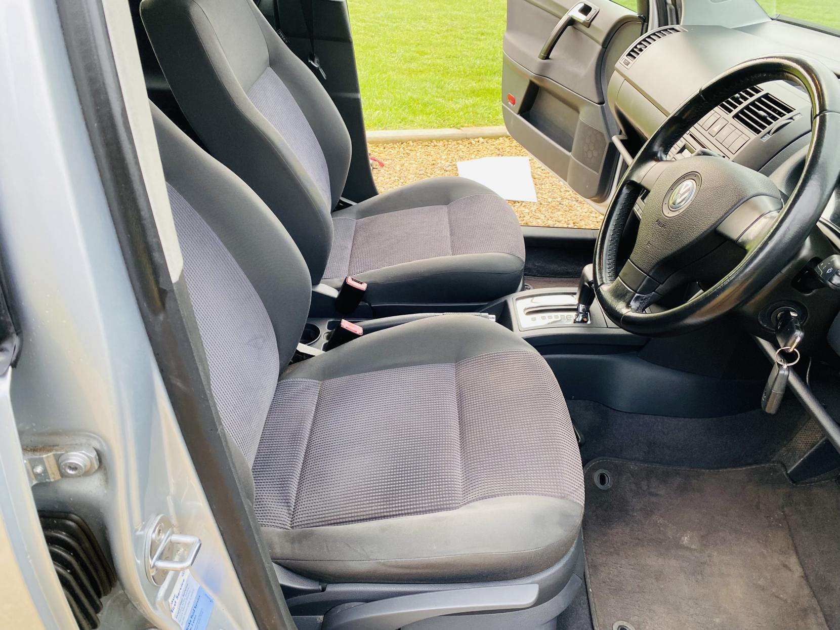 Volkswagen Polo 1.4 SE Hatchback 5dr Petrol Automatic (185 g/km, 74 bhp)