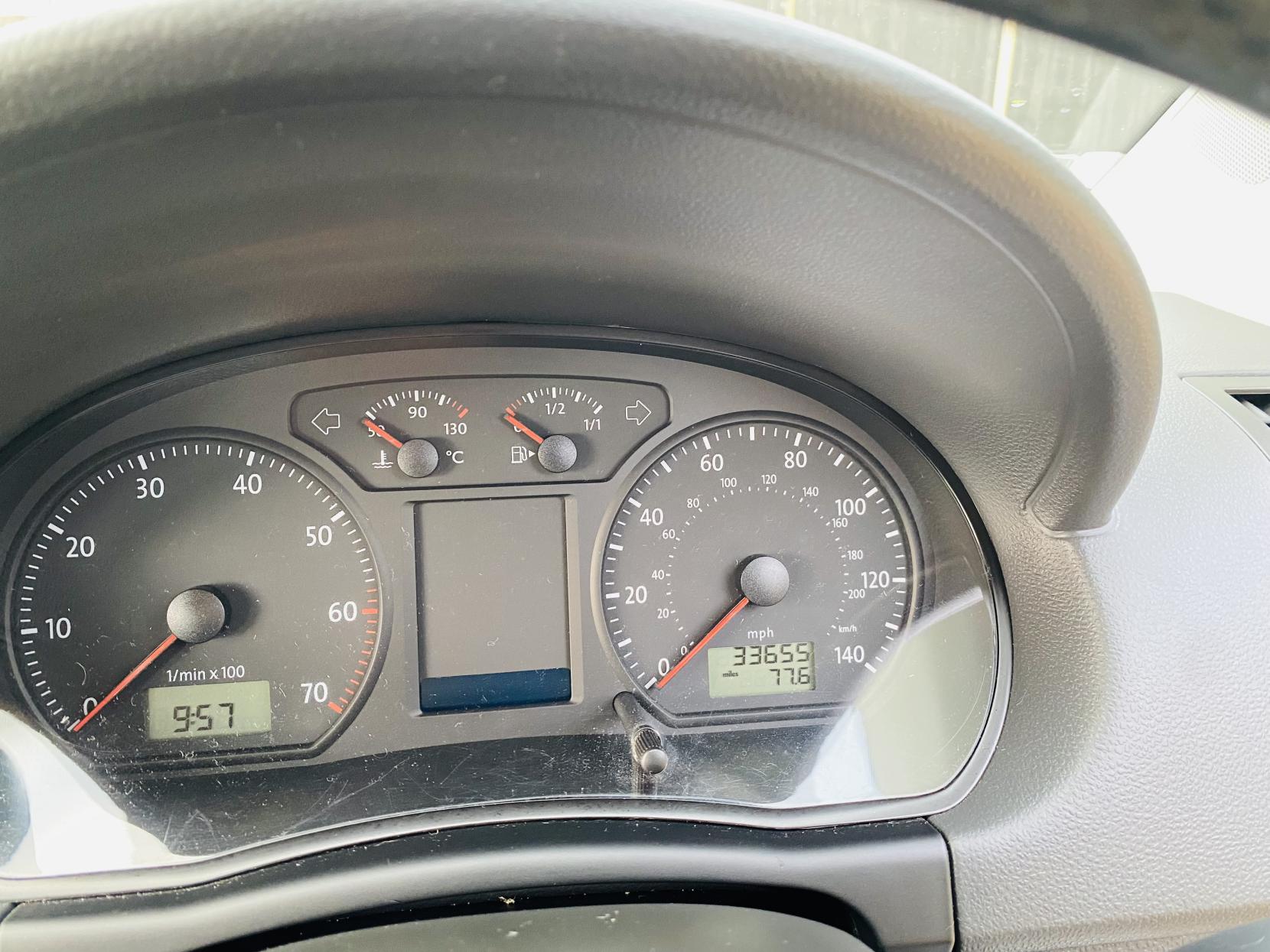 Volkswagen Polo 1.4 SE Hatchback 5dr Petrol Automatic (185 g/km, 74 bhp)