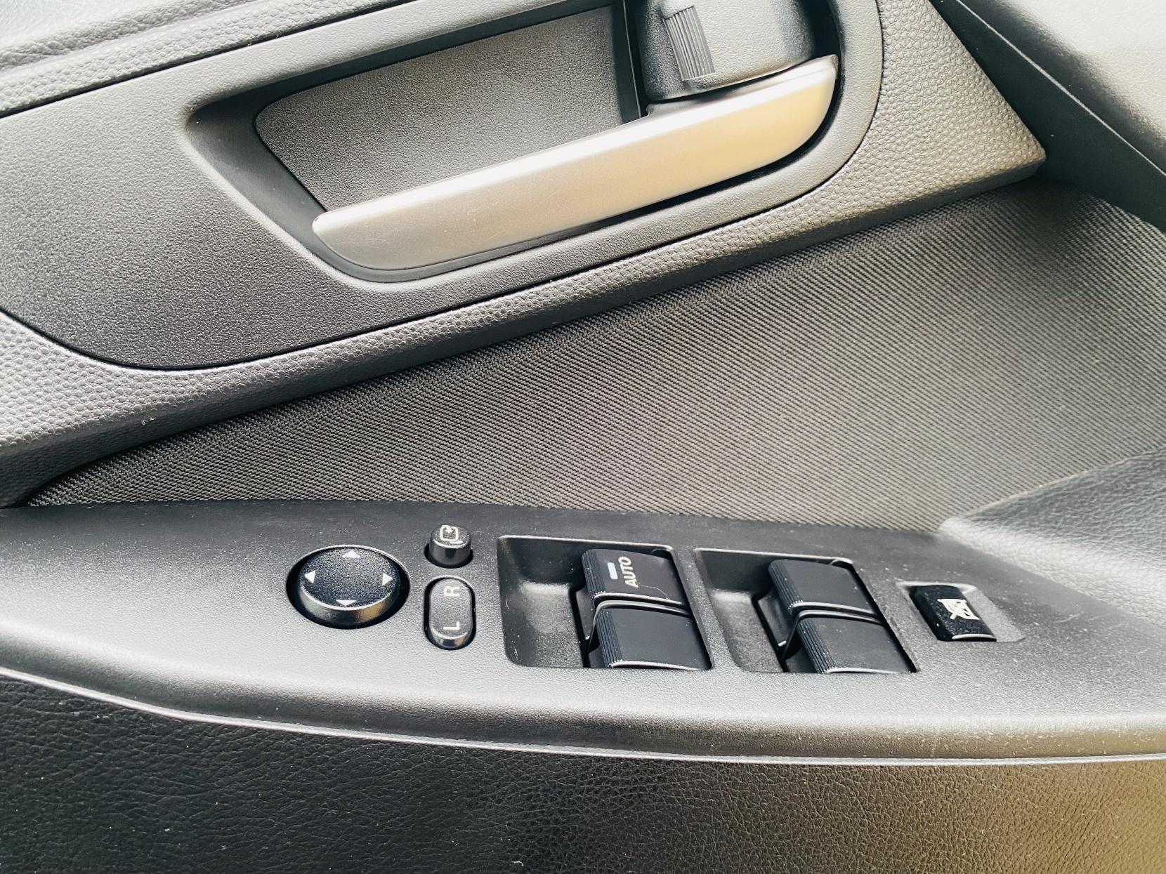 Mazda Mazda3 1.6 Tamura Hatchback 5dr Petrol Auto Euro 5 (105 ps)