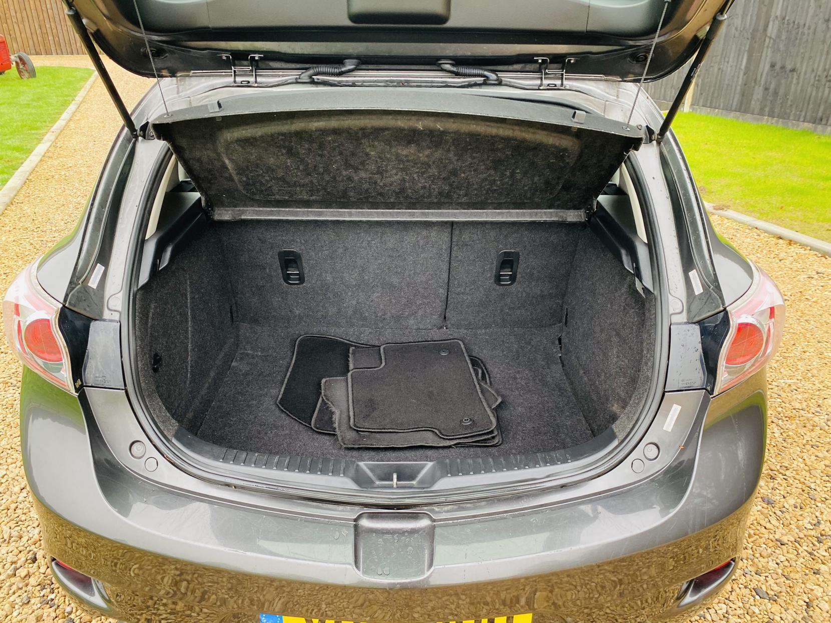 Mazda Mazda3 1.6 Tamura Hatchback 5dr Petrol Auto Euro 5 (105 ps)