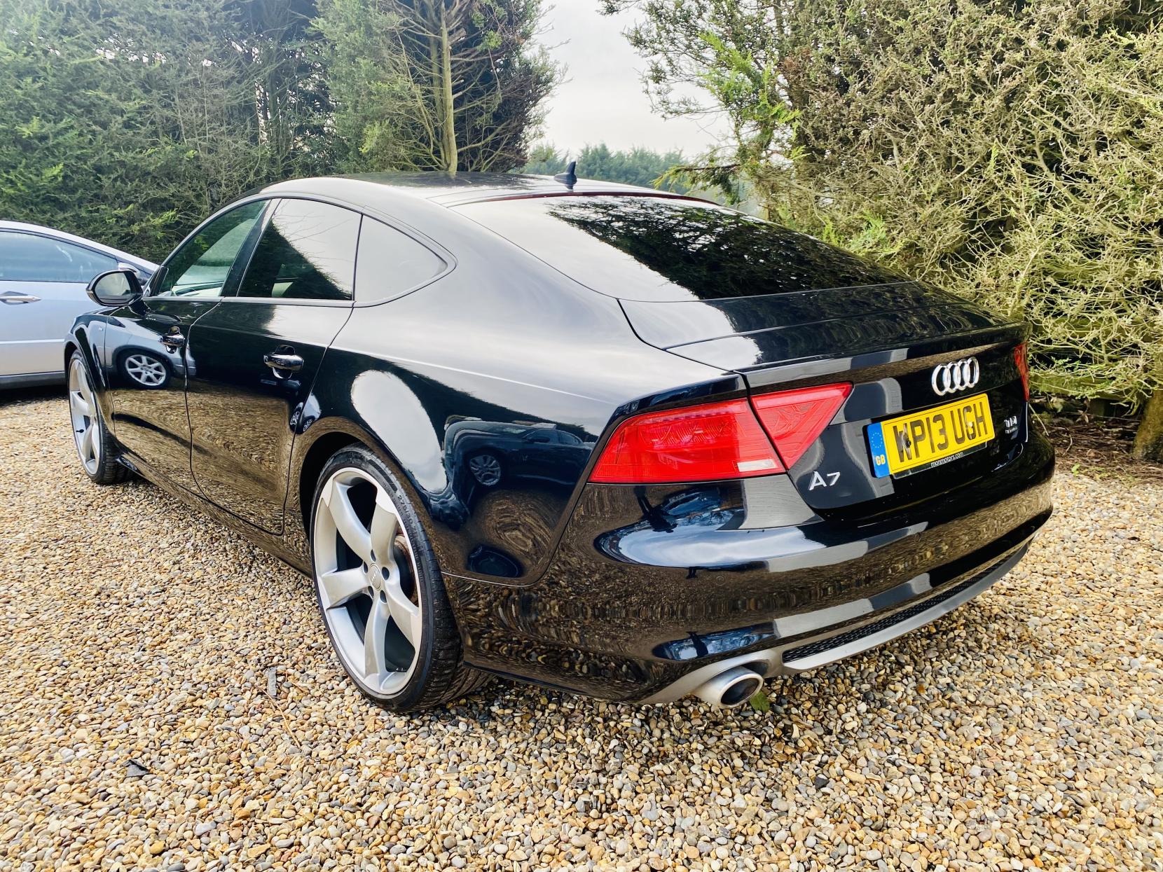 Audi A7 3.0 TDI V6 Black Edition Sportback 5dr Diesel S Tronic quattro Euro 5 (s/s) (204 ps)