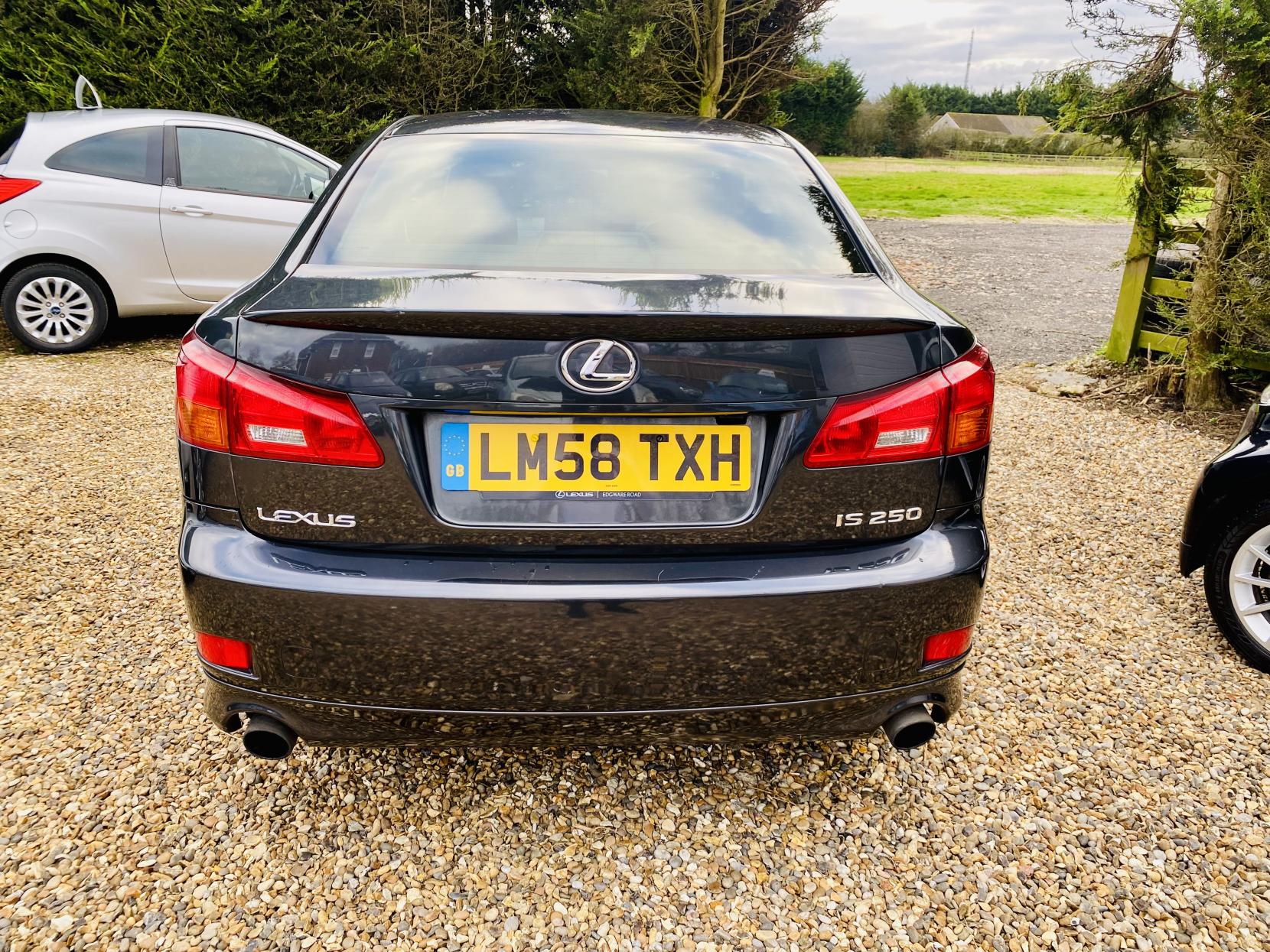 Lexus IS 2.5 250 SR Saloon 4dr Petrol Automatic (214 g/km, 204 bhp)