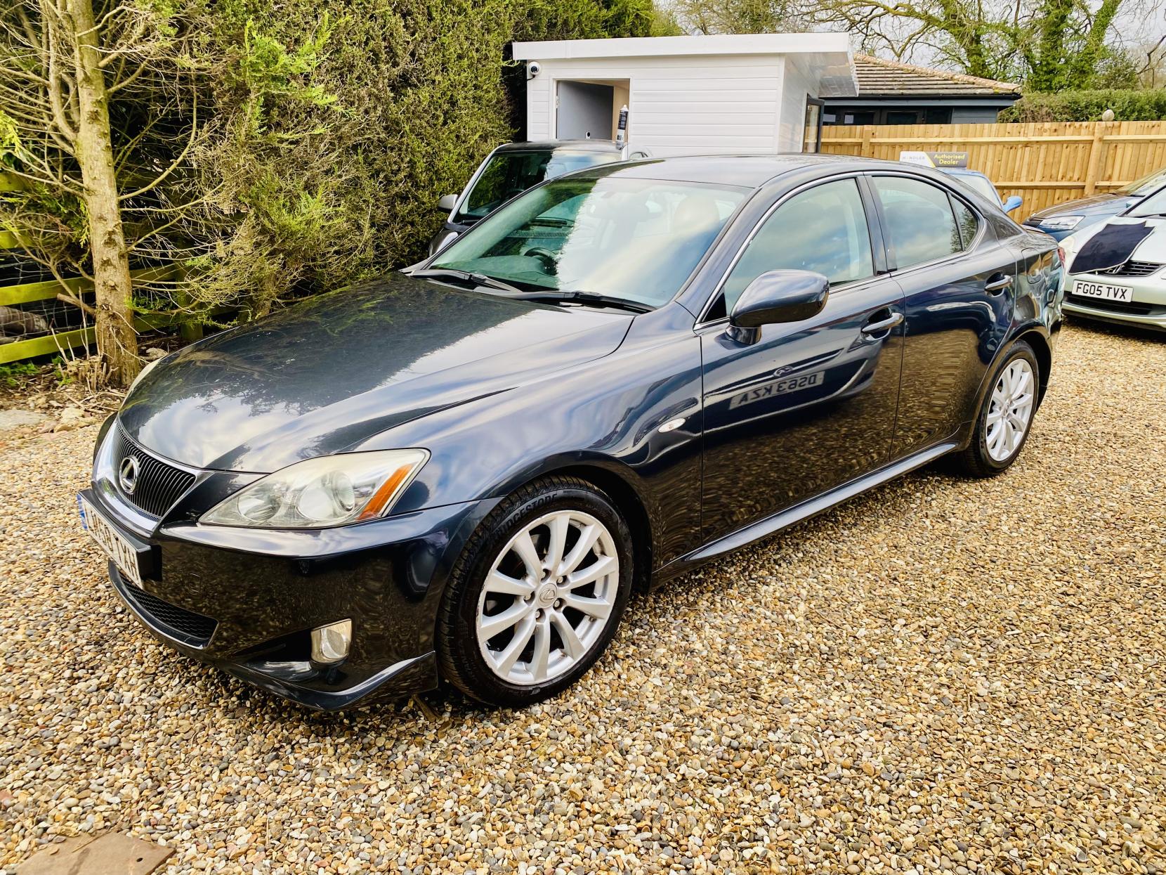 Lexus IS 2.5 250 SR Saloon 4dr Petrol Automatic (214 g/km, 204 bhp)