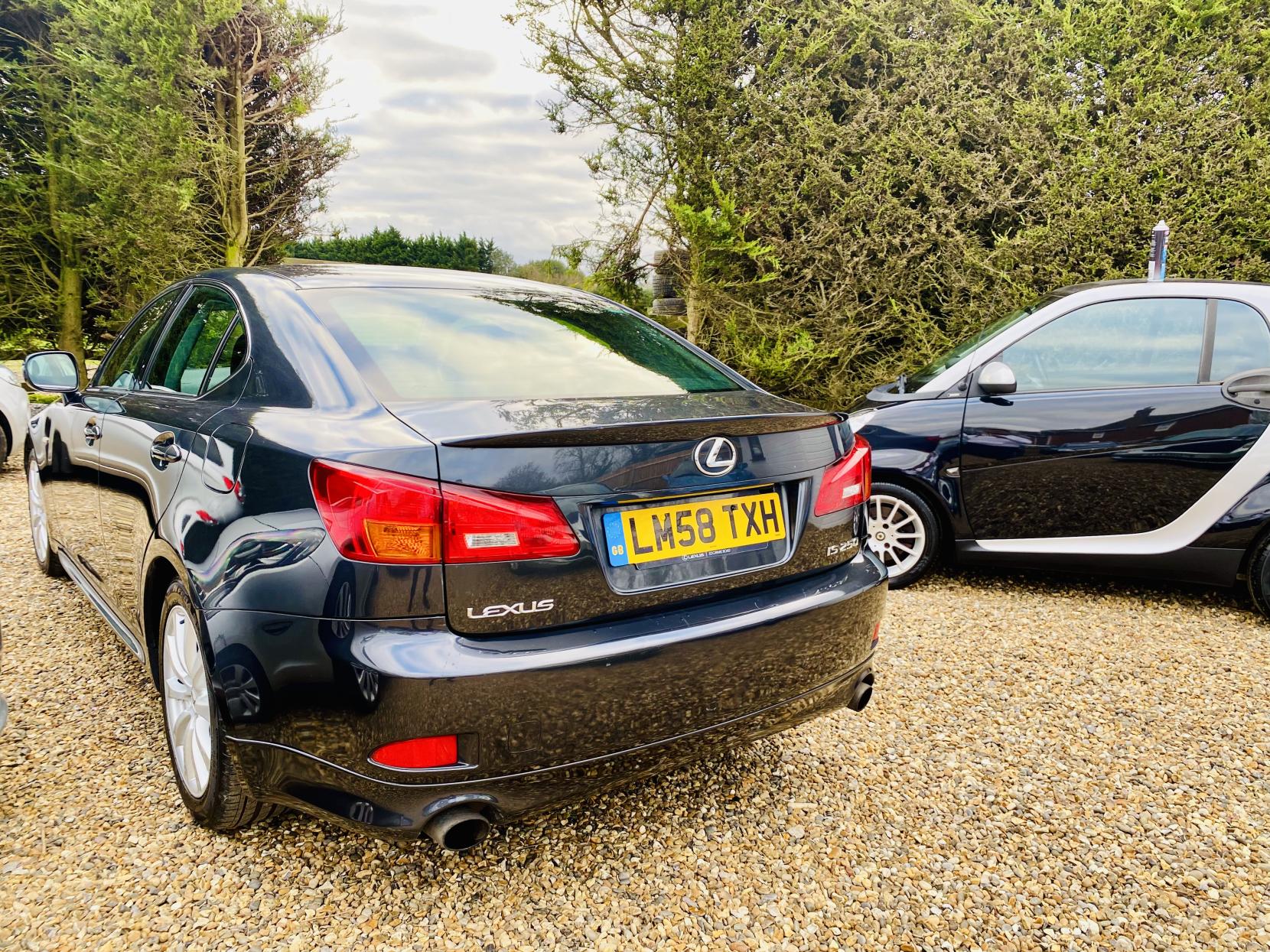 Lexus IS 2.5 250 SR Saloon 4dr Petrol Automatic (214 g/km, 204 bhp)